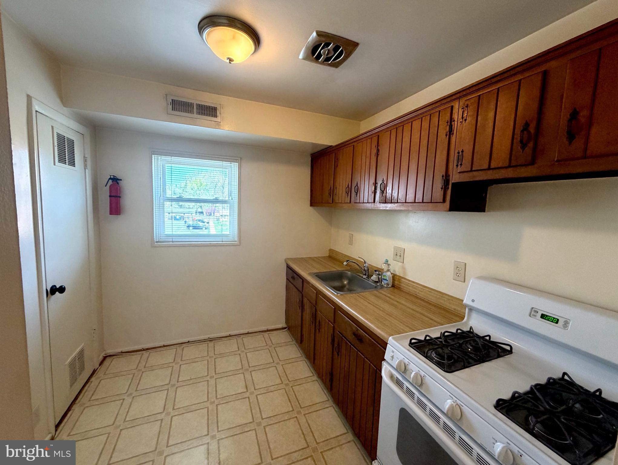 CAVALIER ARMS CONDO - Residential