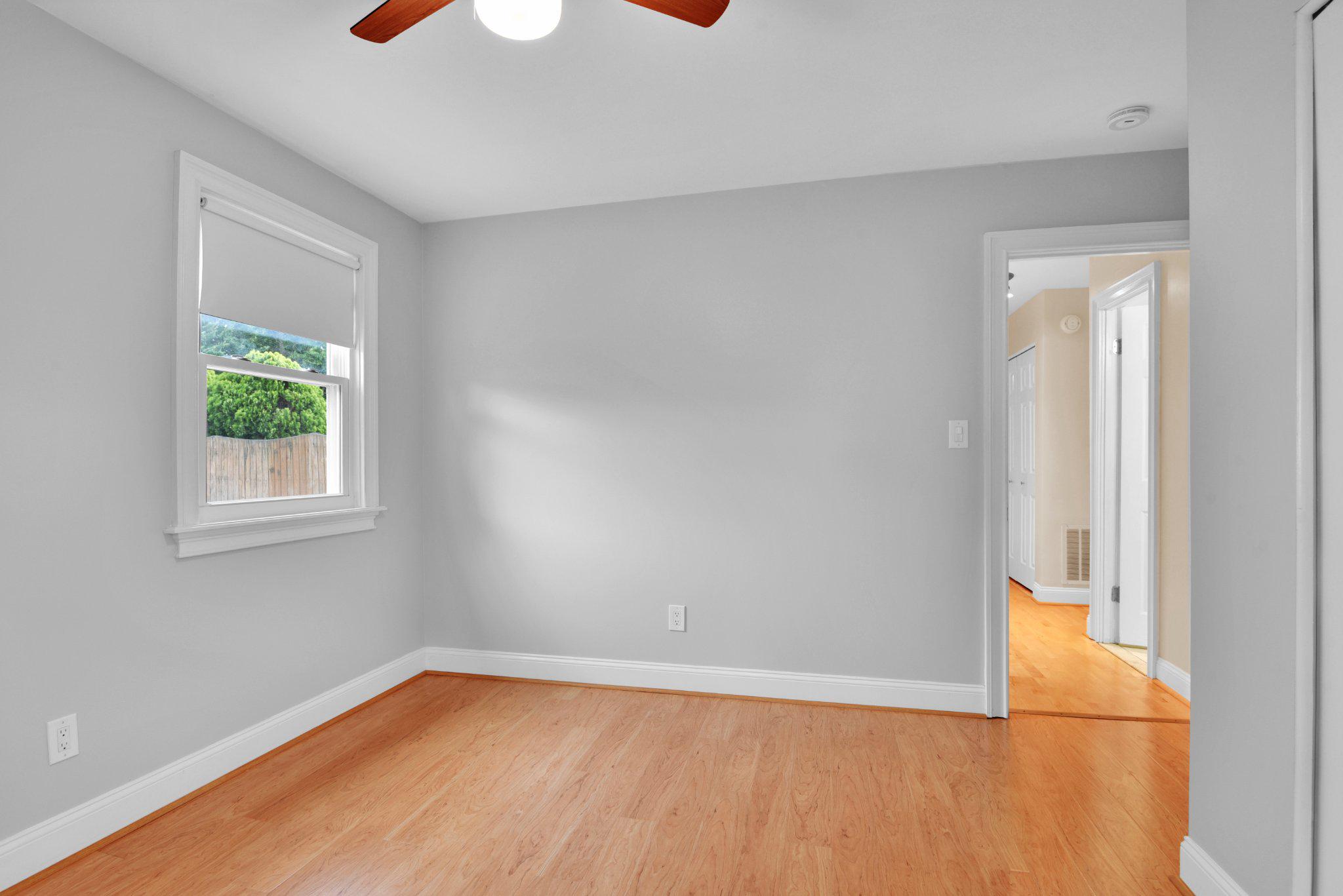 QUEENS PARK - Residential