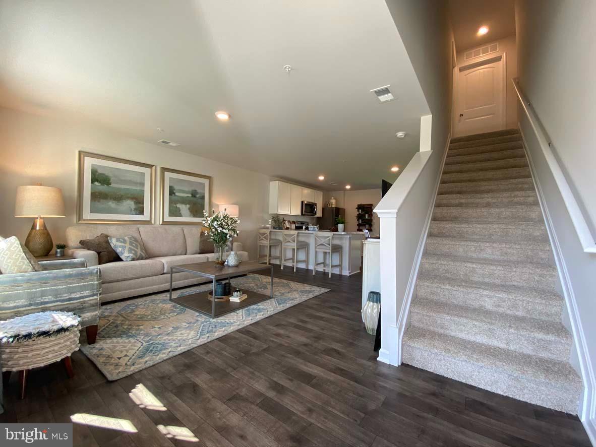 BLACKWATER LANDING - Residential