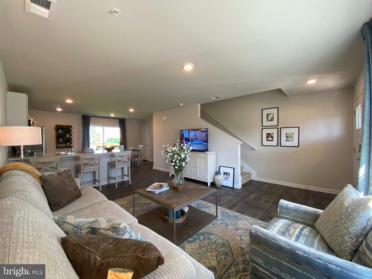 BLACKWATER LANDING - Residential