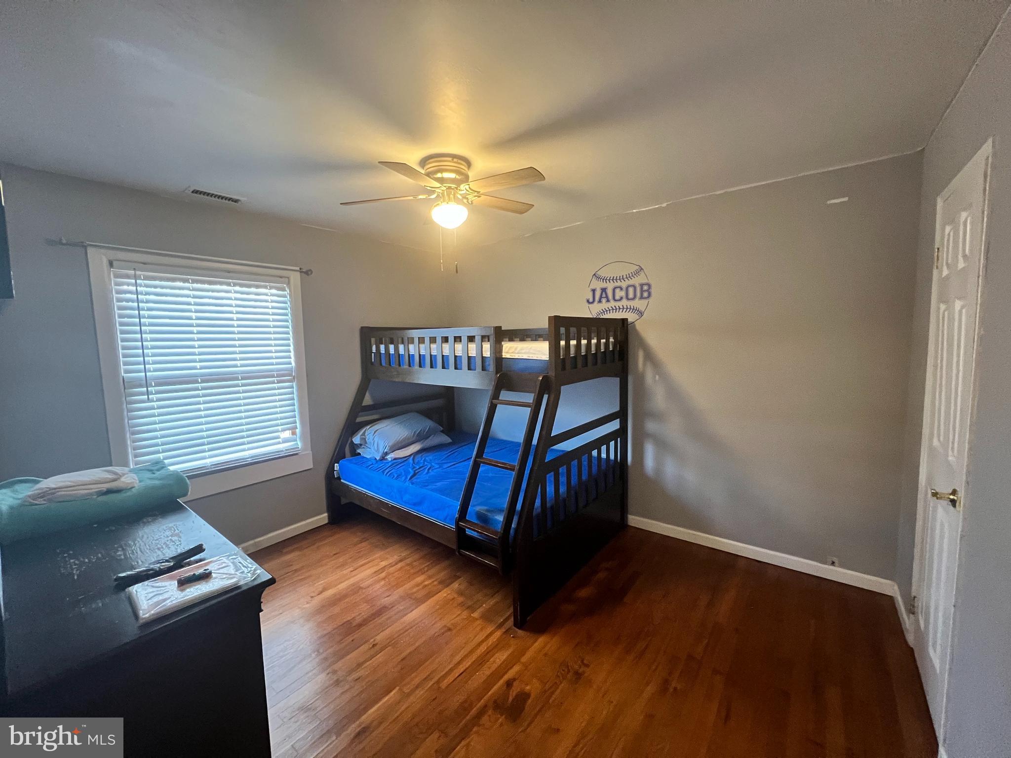 ORCHARD HILLS - Residential Lease