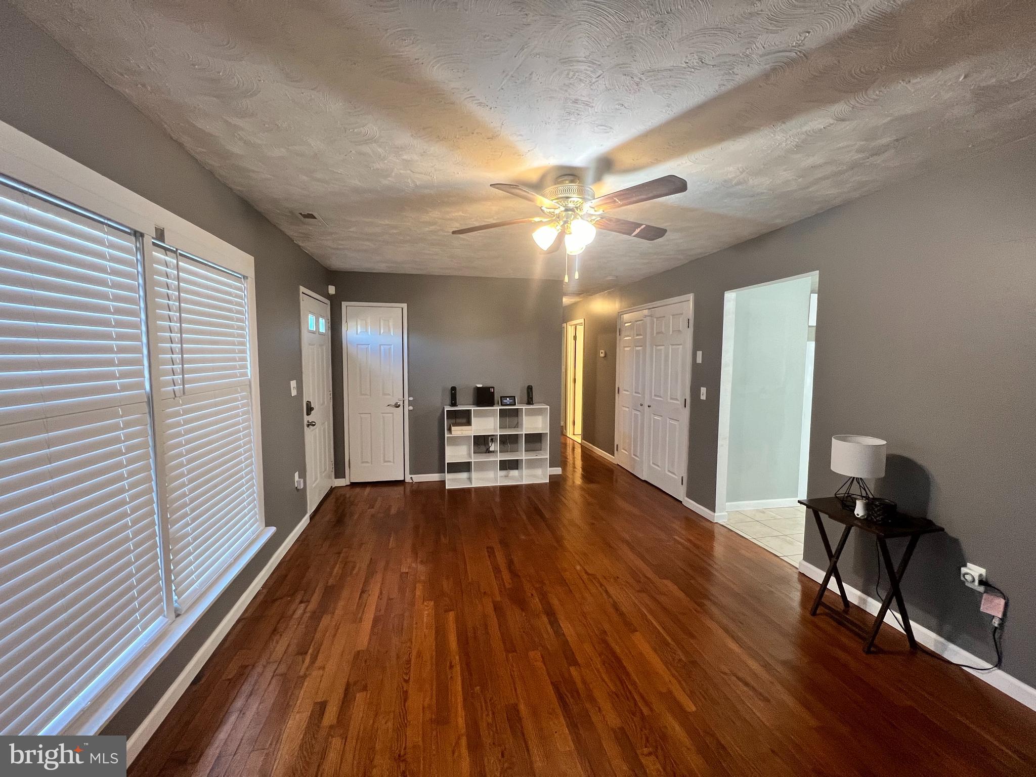 ORCHARD HILLS - Residential Lease