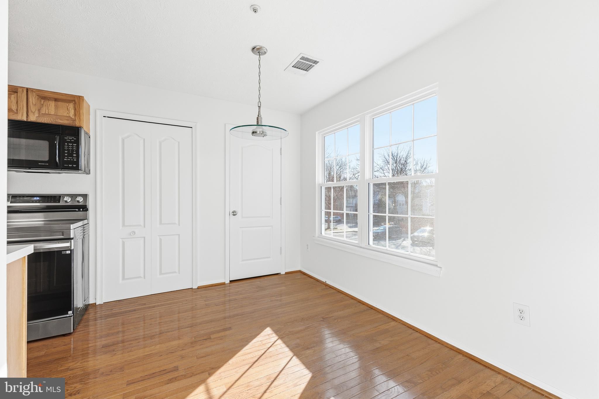 GLENSFORD - Residential