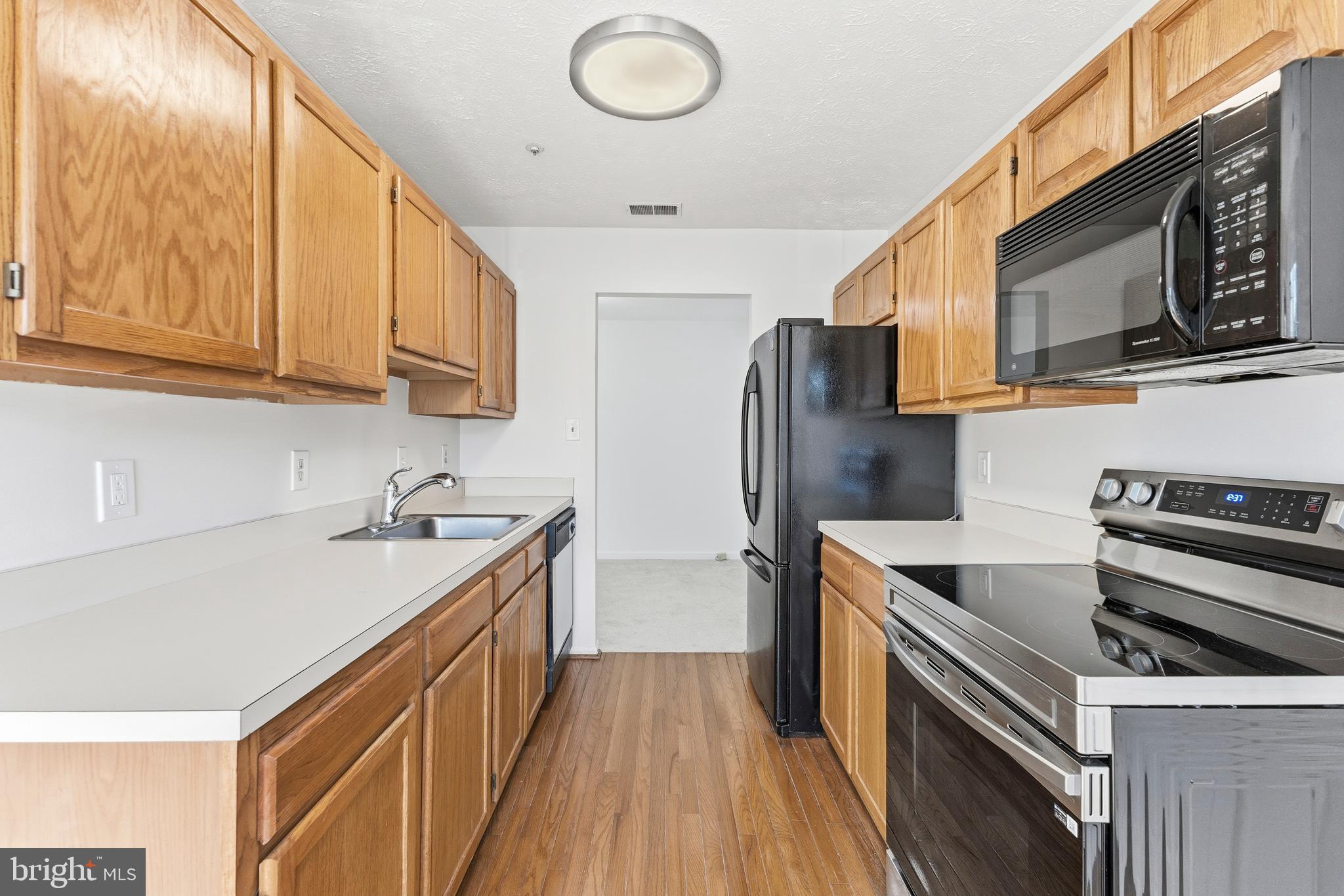 GLENSFORD - Residential