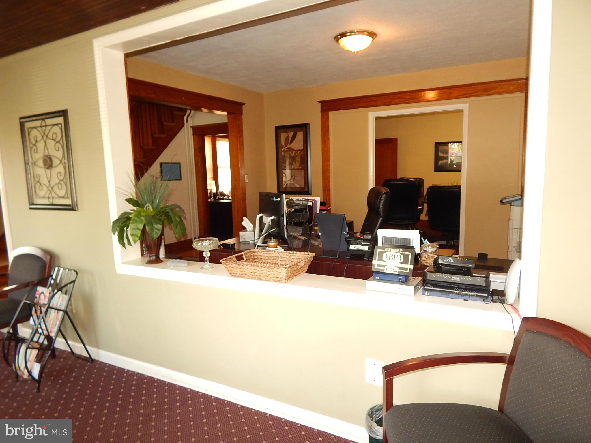 NORTH HALETHORPE - Commercial Sale