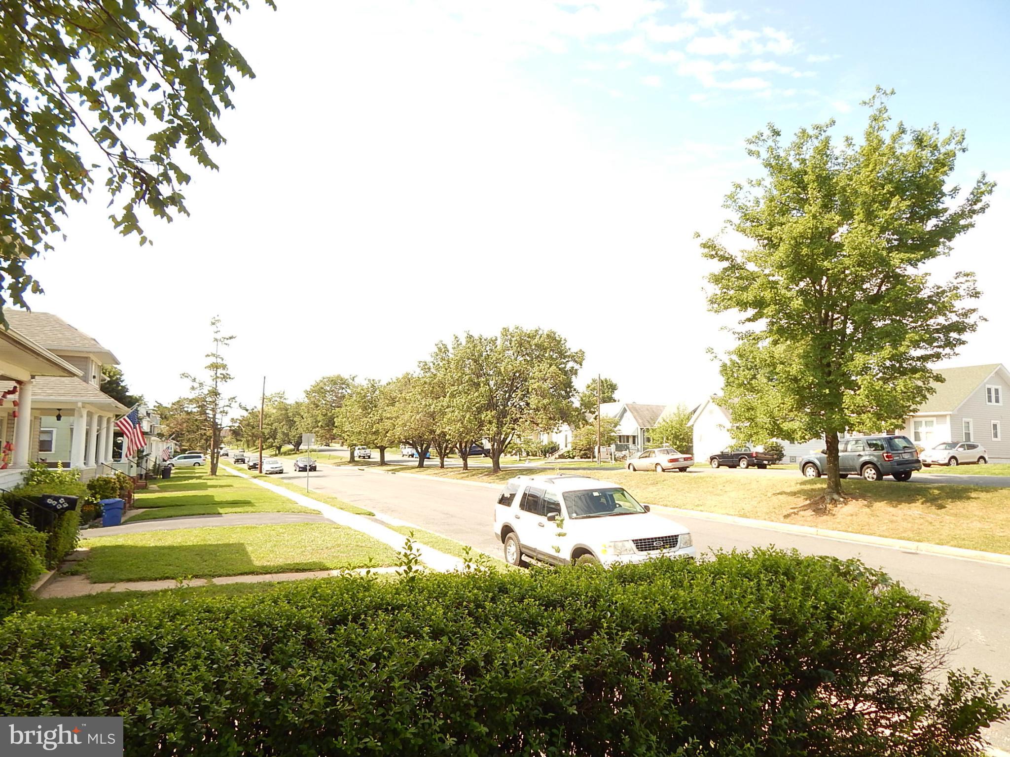 NORTH HALETHORPE - Commercial Sale