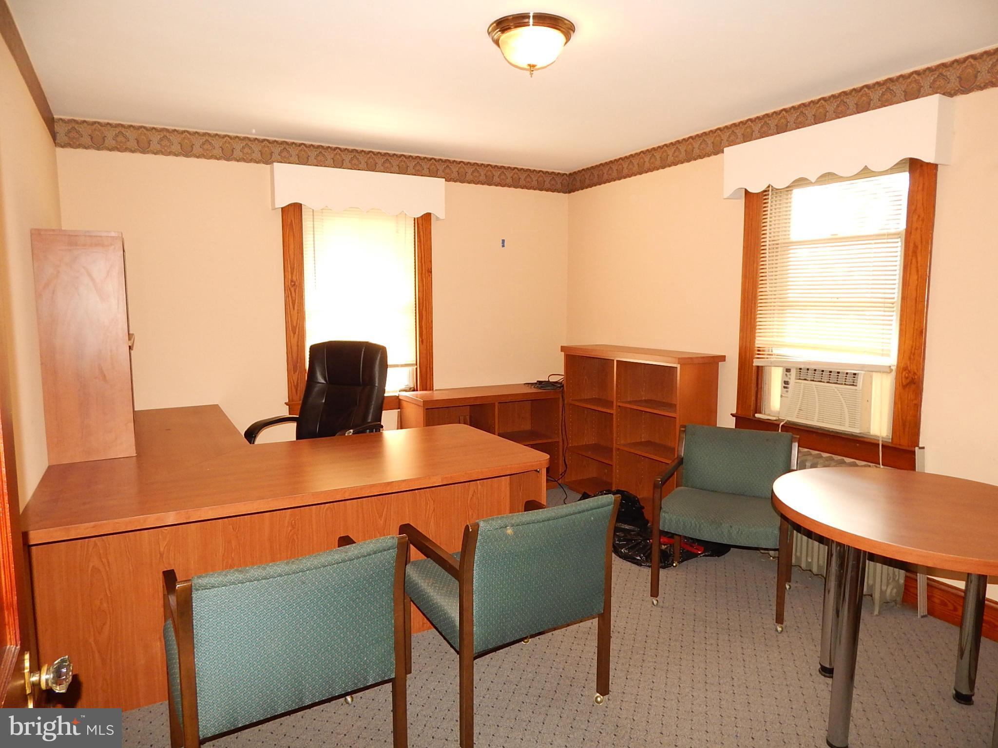 NORTH HALETHORPE - Commercial Sale