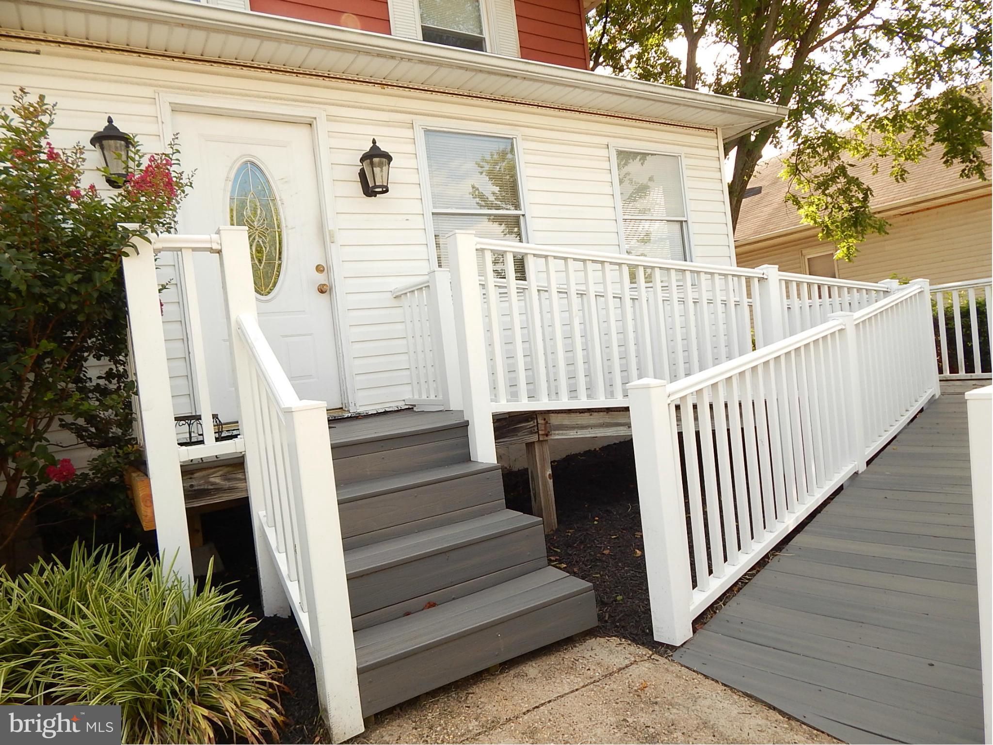 NORTH HALETHORPE - Commercial Sale