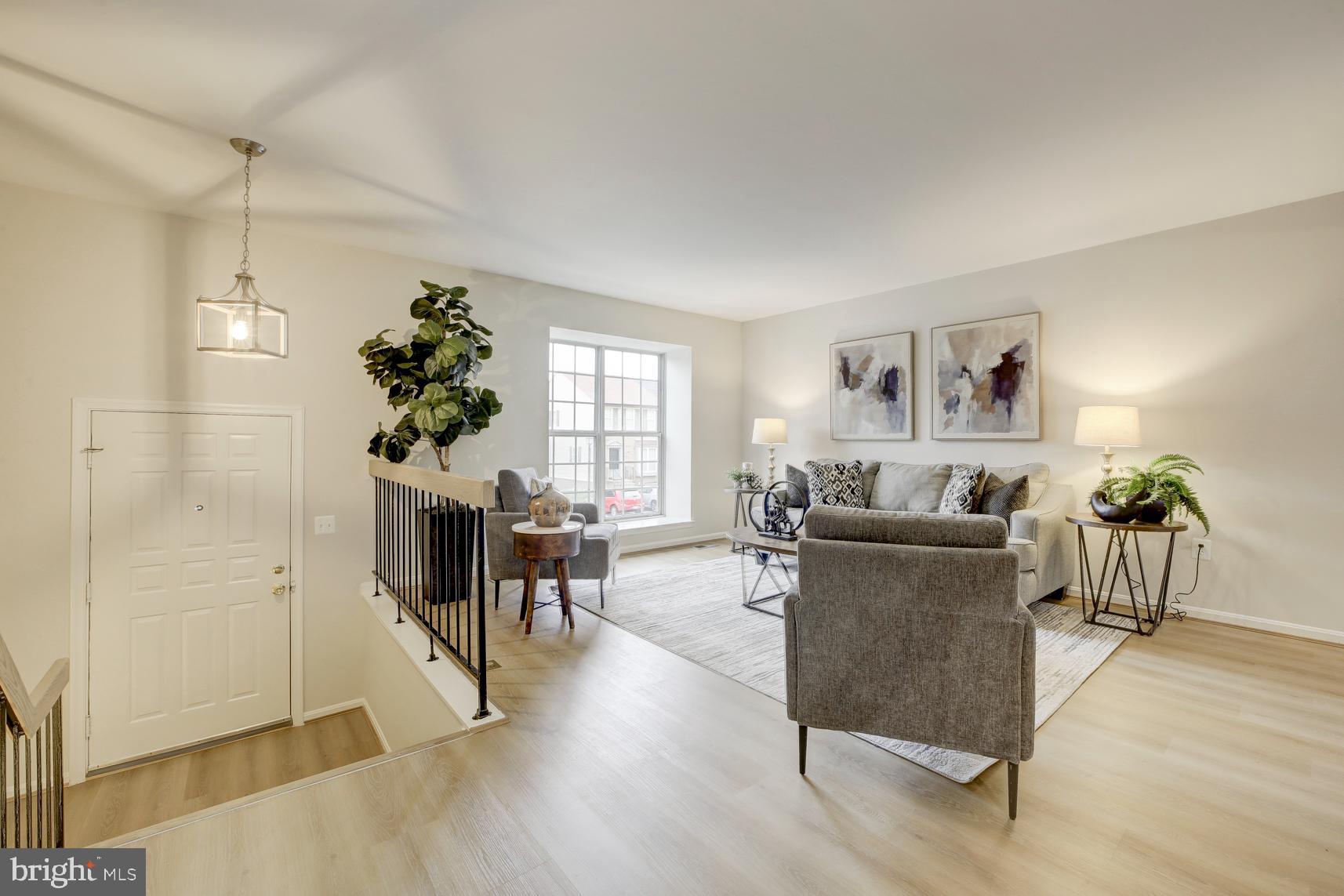 10320 CASTLEHEDGE TERRACE