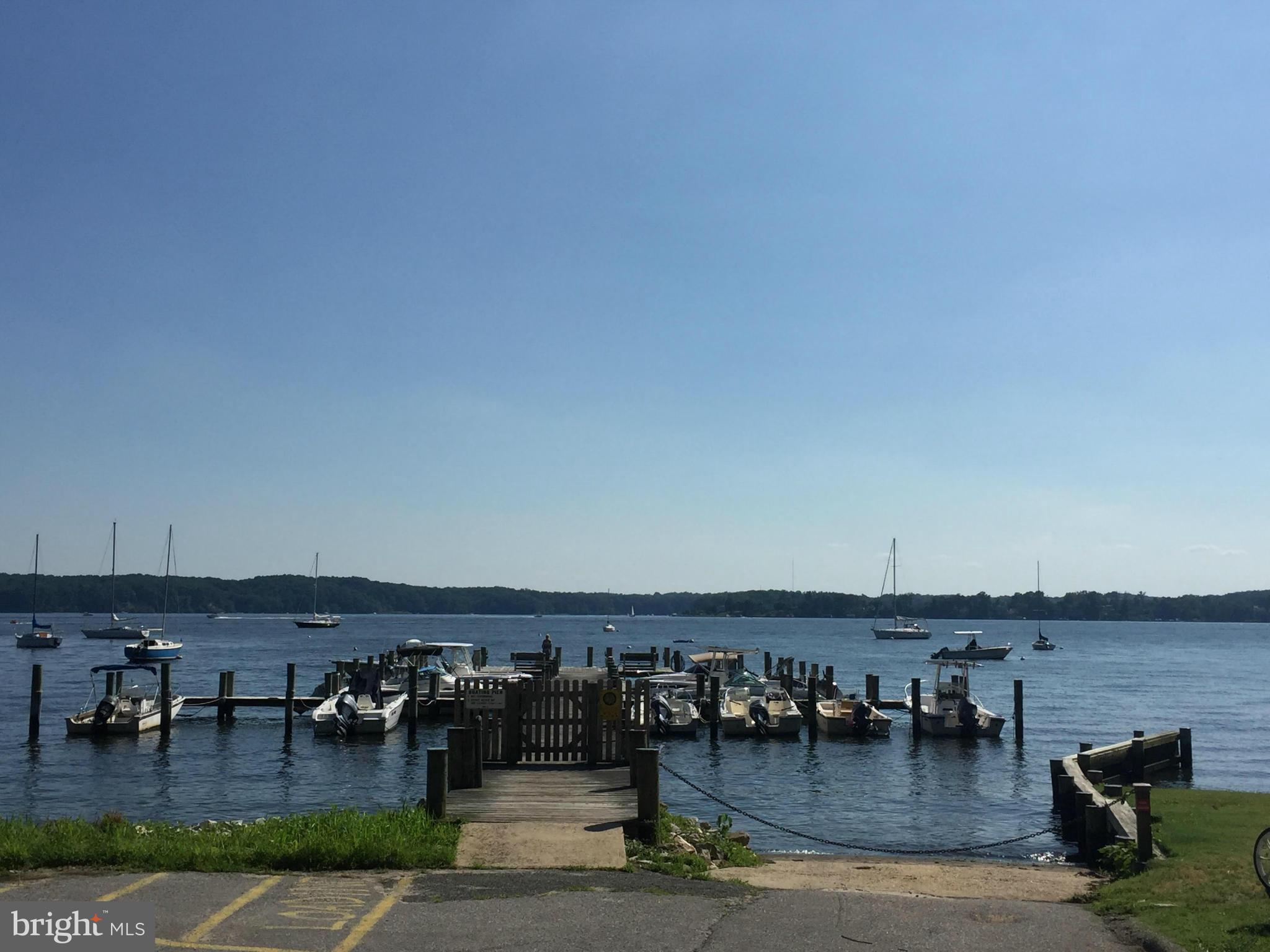 ROUND BAY - Residential