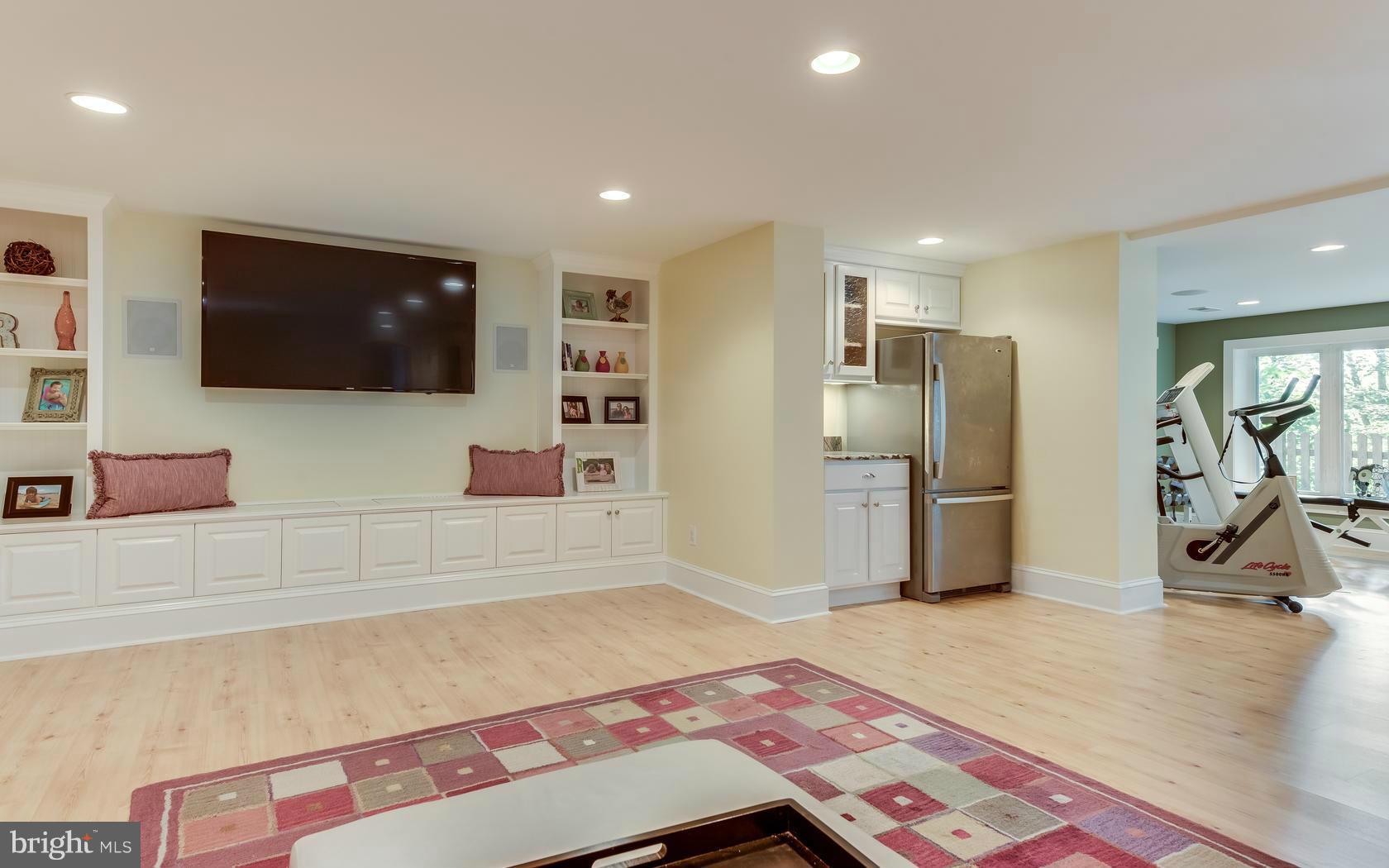 ROUND BAY - Residential