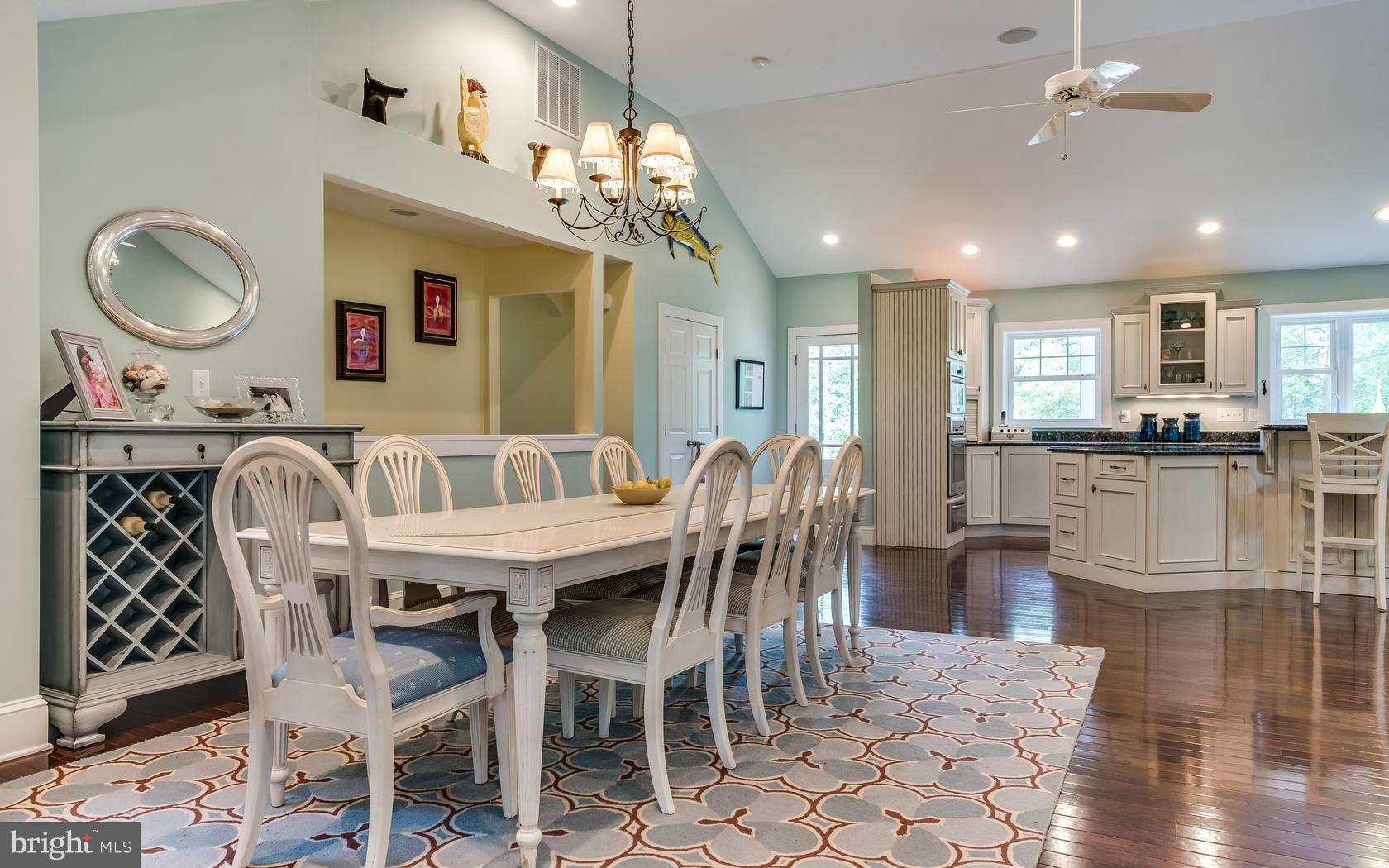 ROUND BAY - Residential