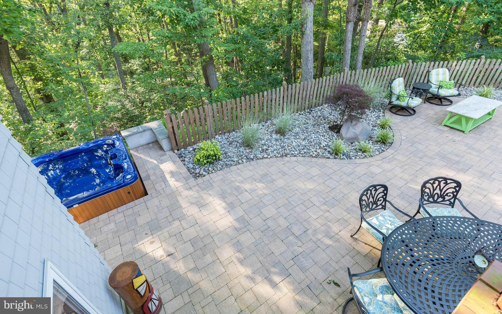 ROUND BAY - Residential