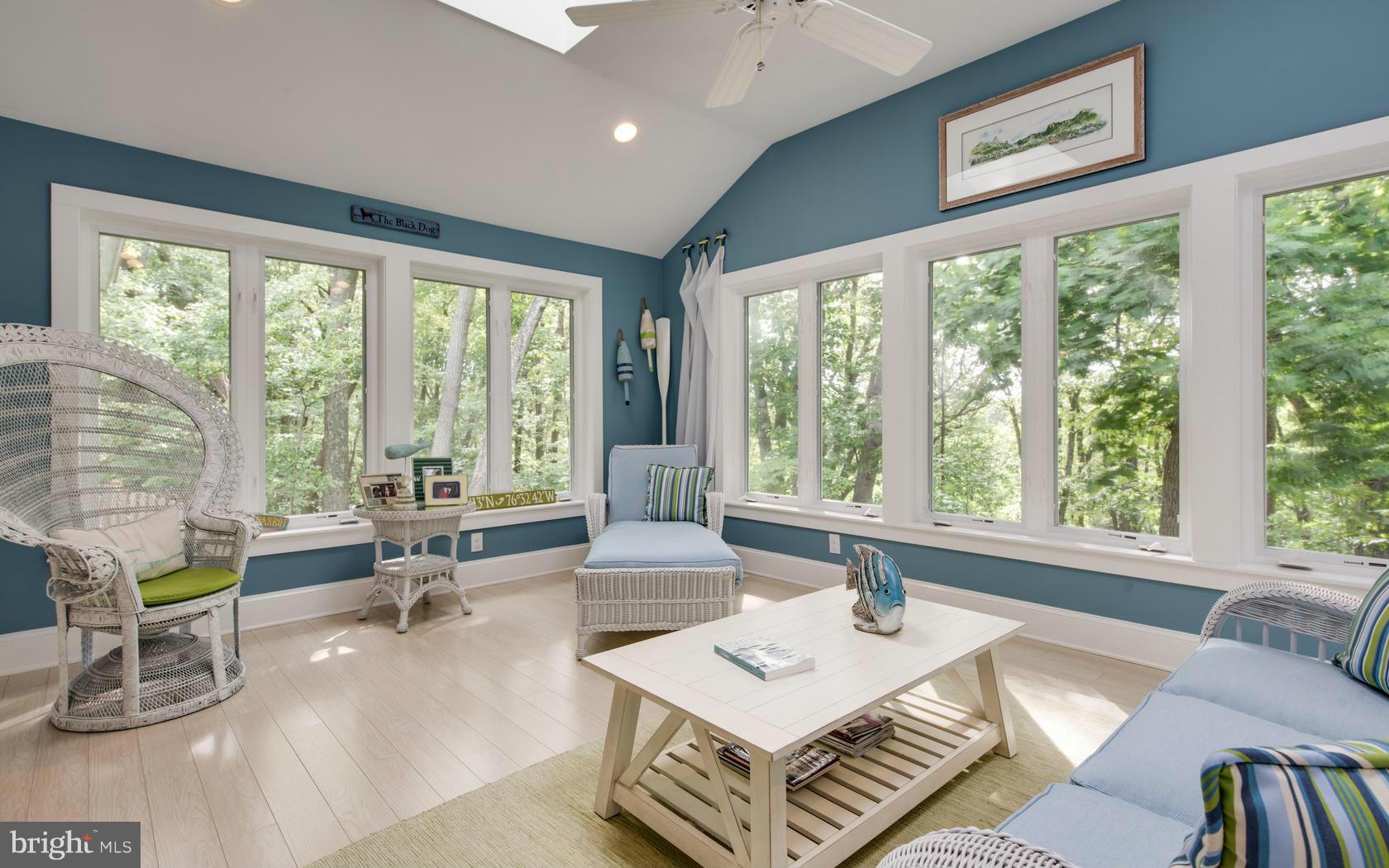 ROUND BAY - Residential