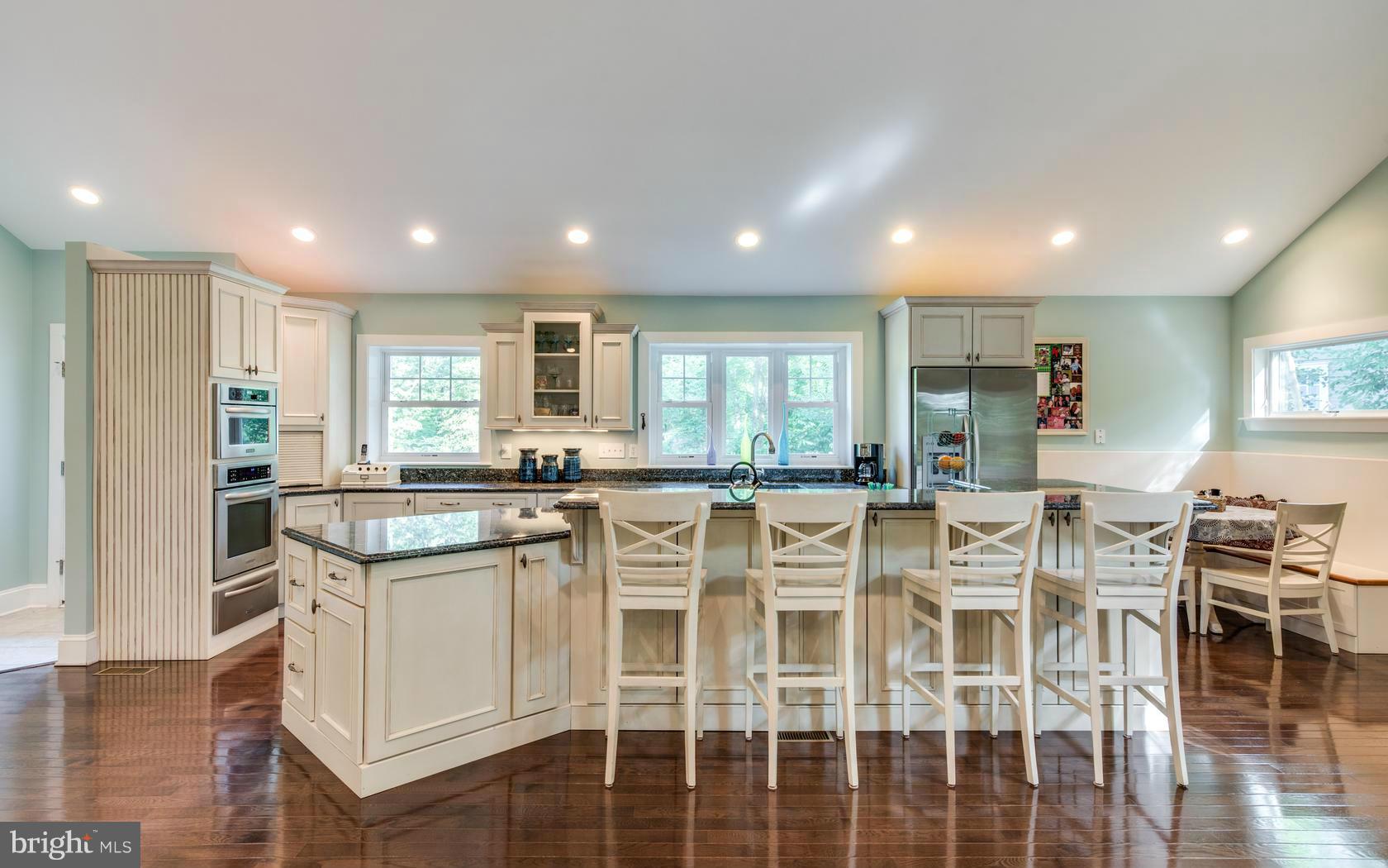 ROUND BAY - Residential