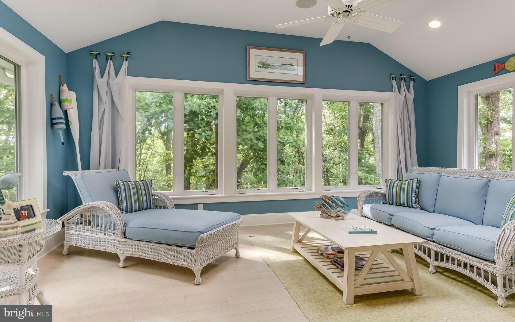 ROUND BAY - Residential