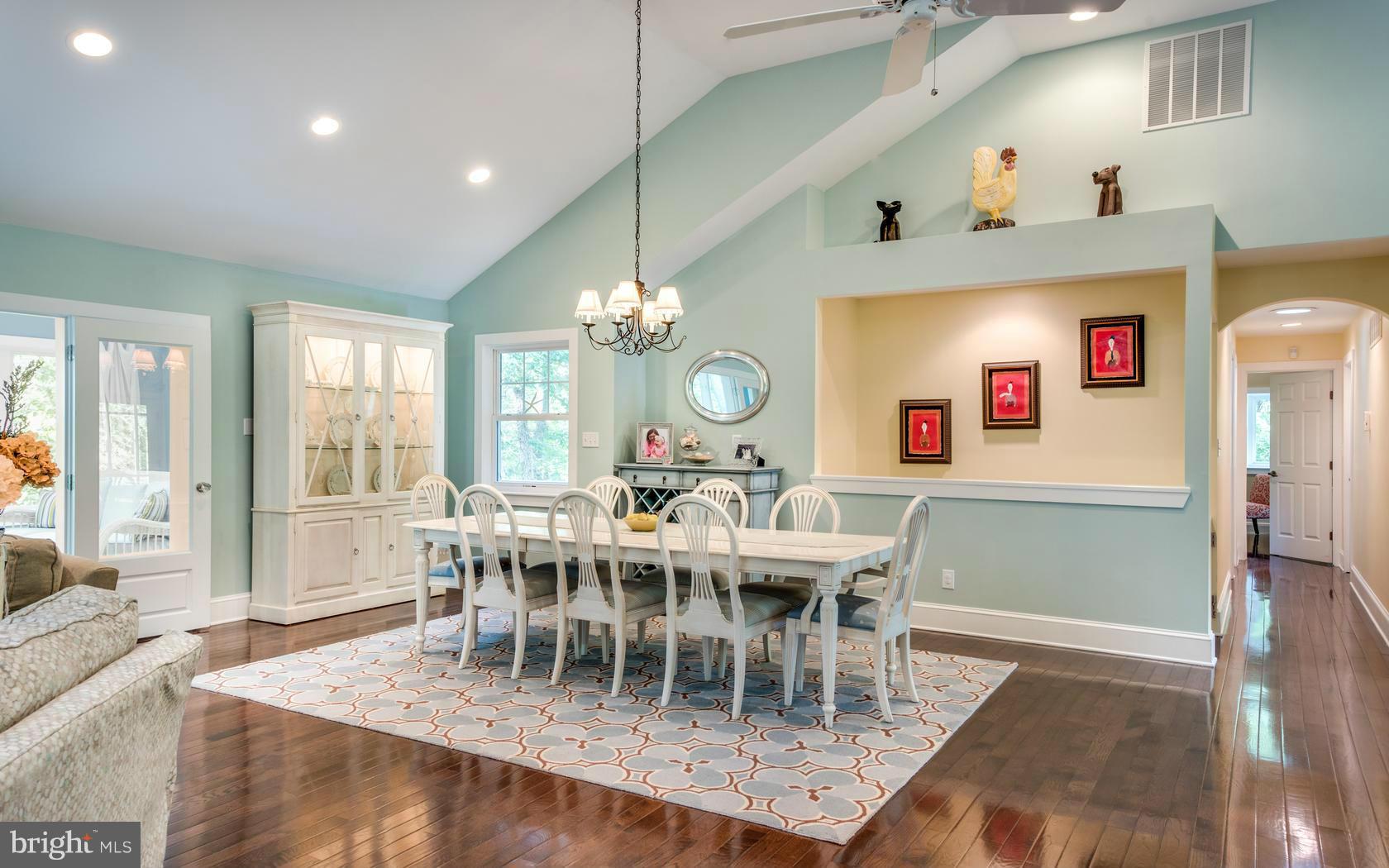 ROUND BAY - Residential