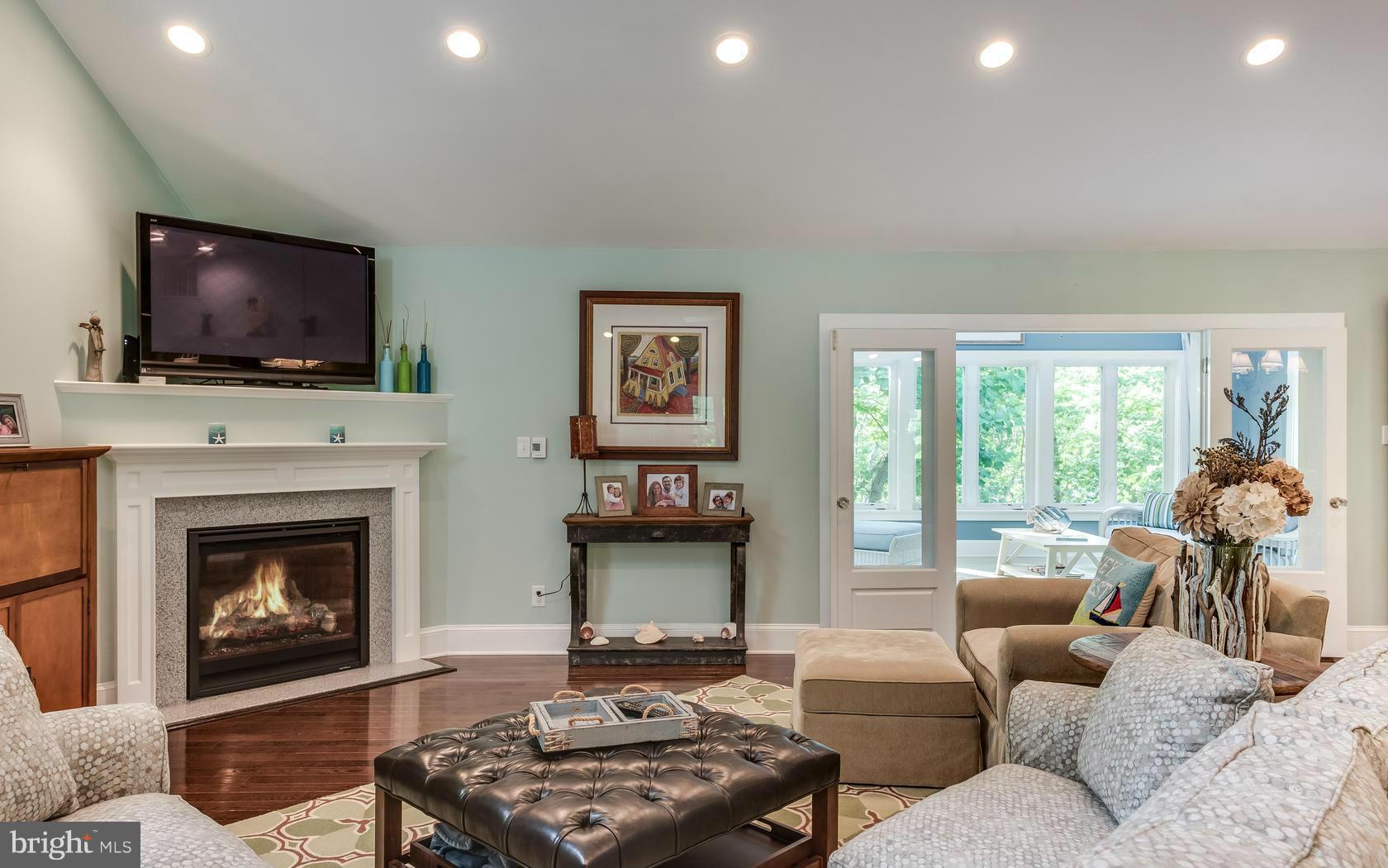 ROUND BAY - Residential