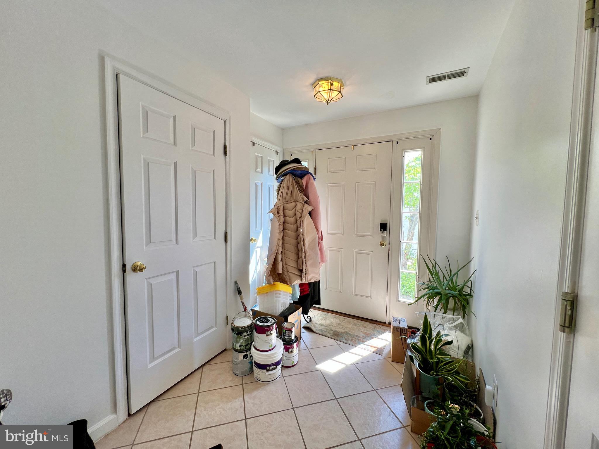 COMPTON VILLAGE - Residential