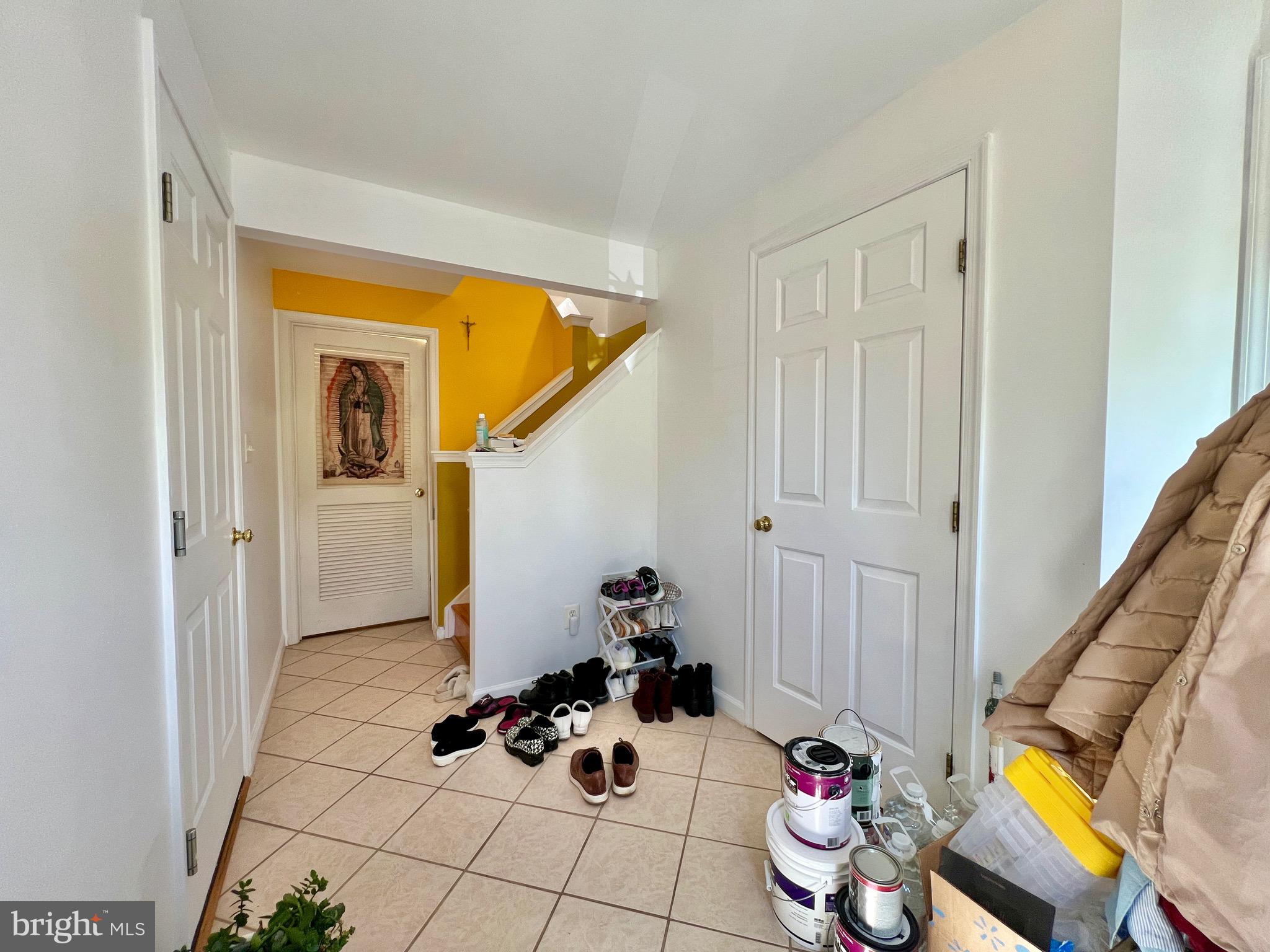 COMPTON VILLAGE - Residential