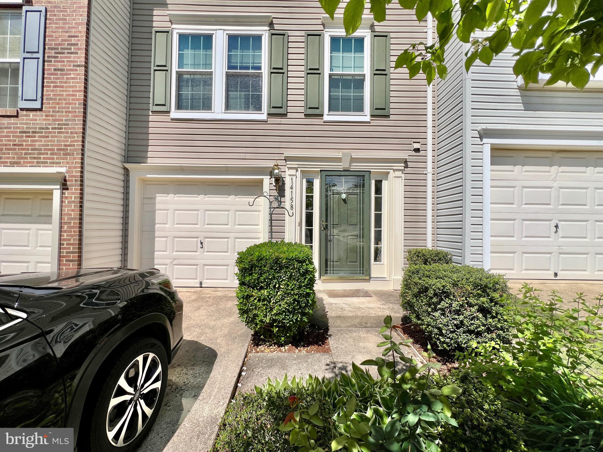 COMPTON VILLAGE - Residential