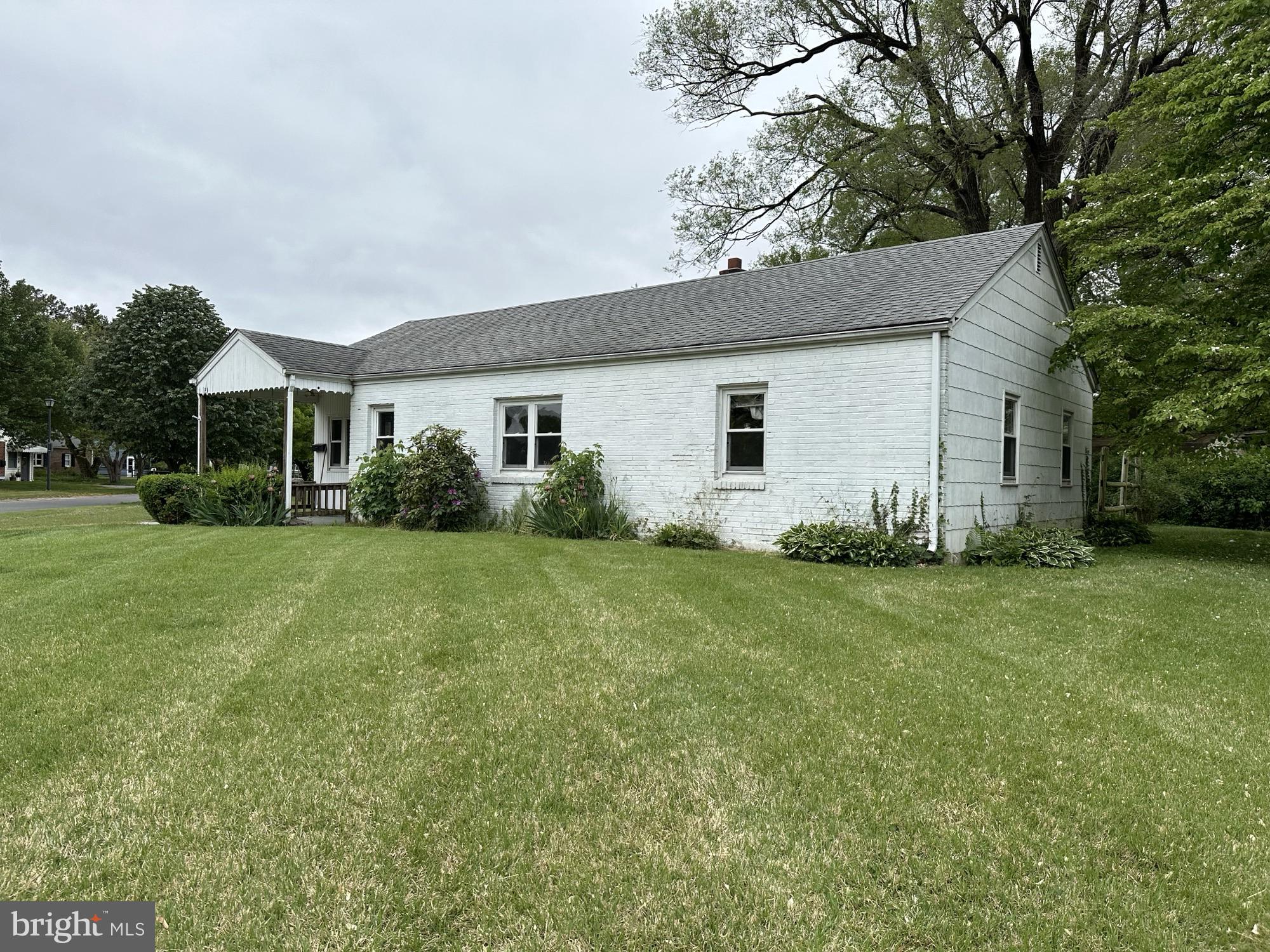 183 ORCHARD AVENUE