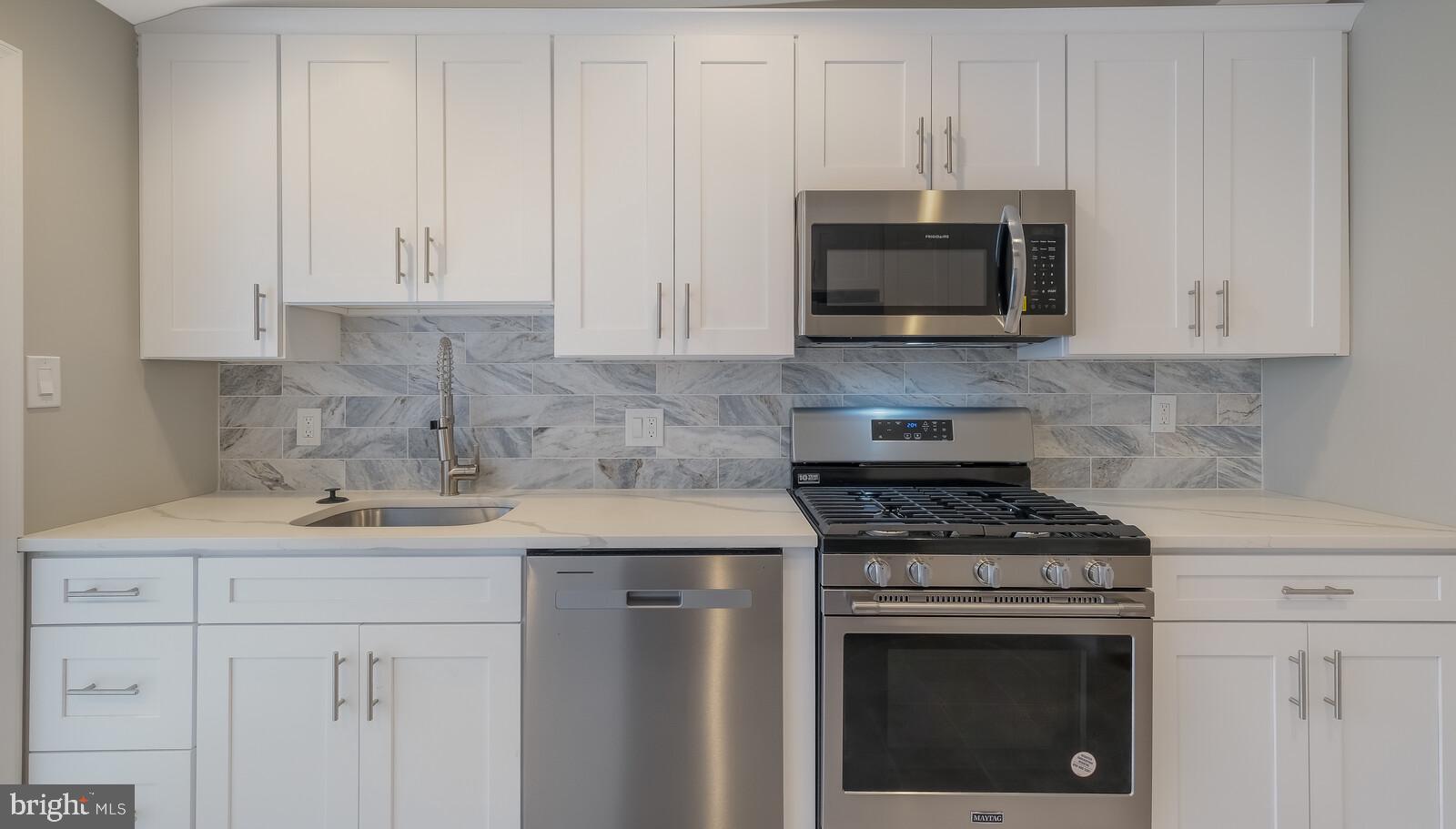 FISHTOWN - Residential Lease