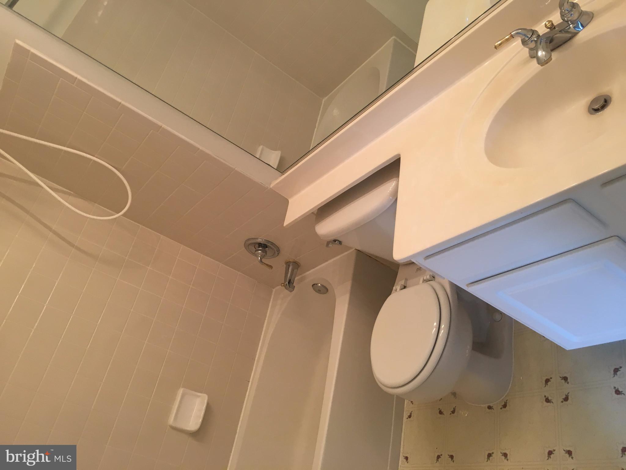 WESTERLEY - Residential Lease