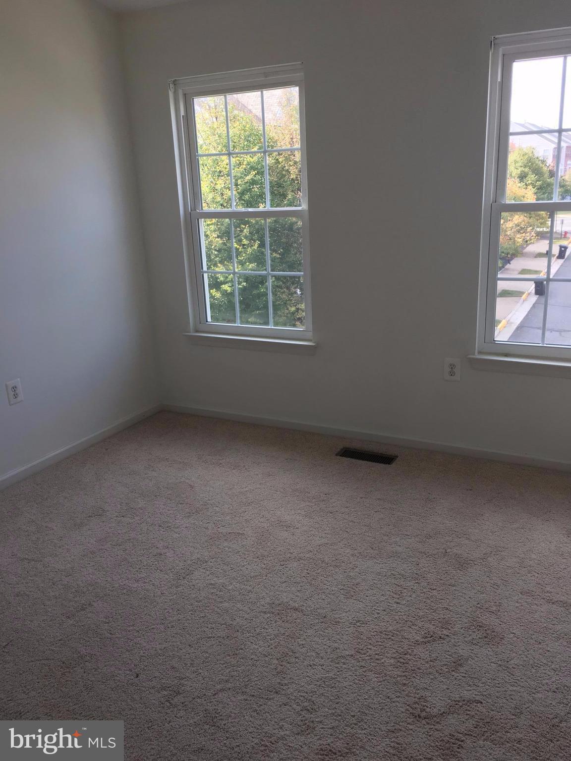 WESTERLEY - Residential Lease