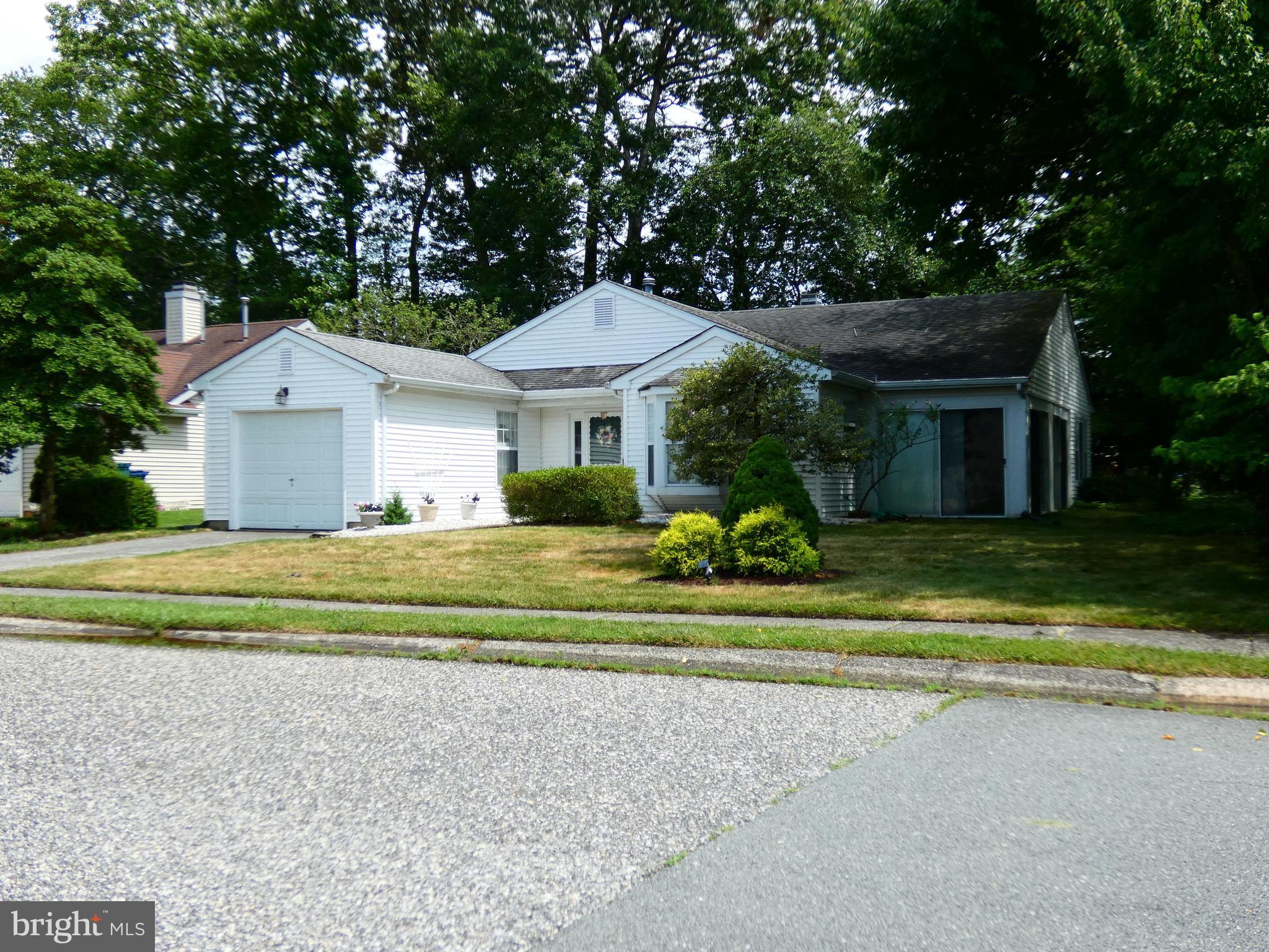 227 LANTERN PLACE