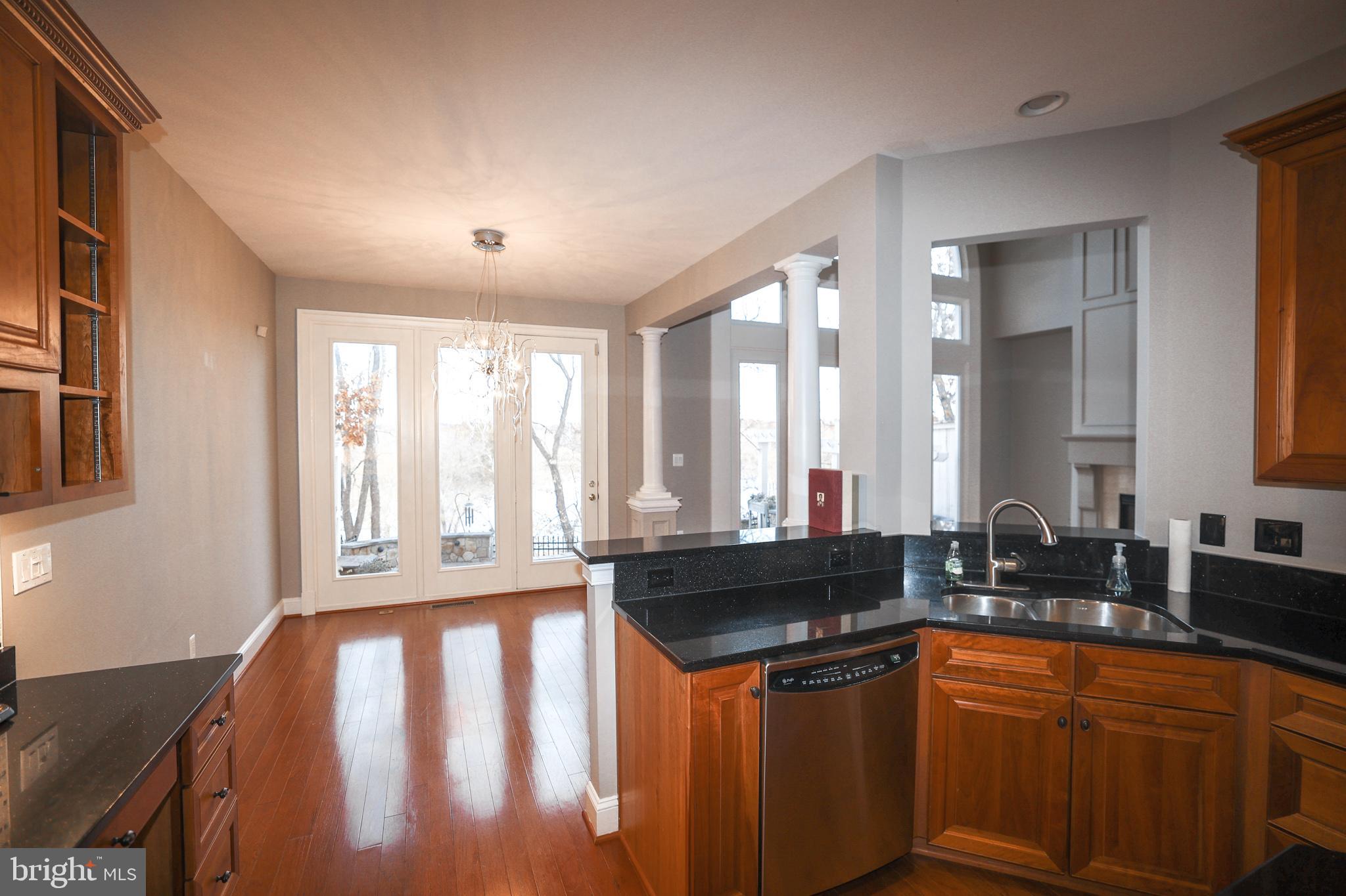 RIVER CREEK - Residential Lease