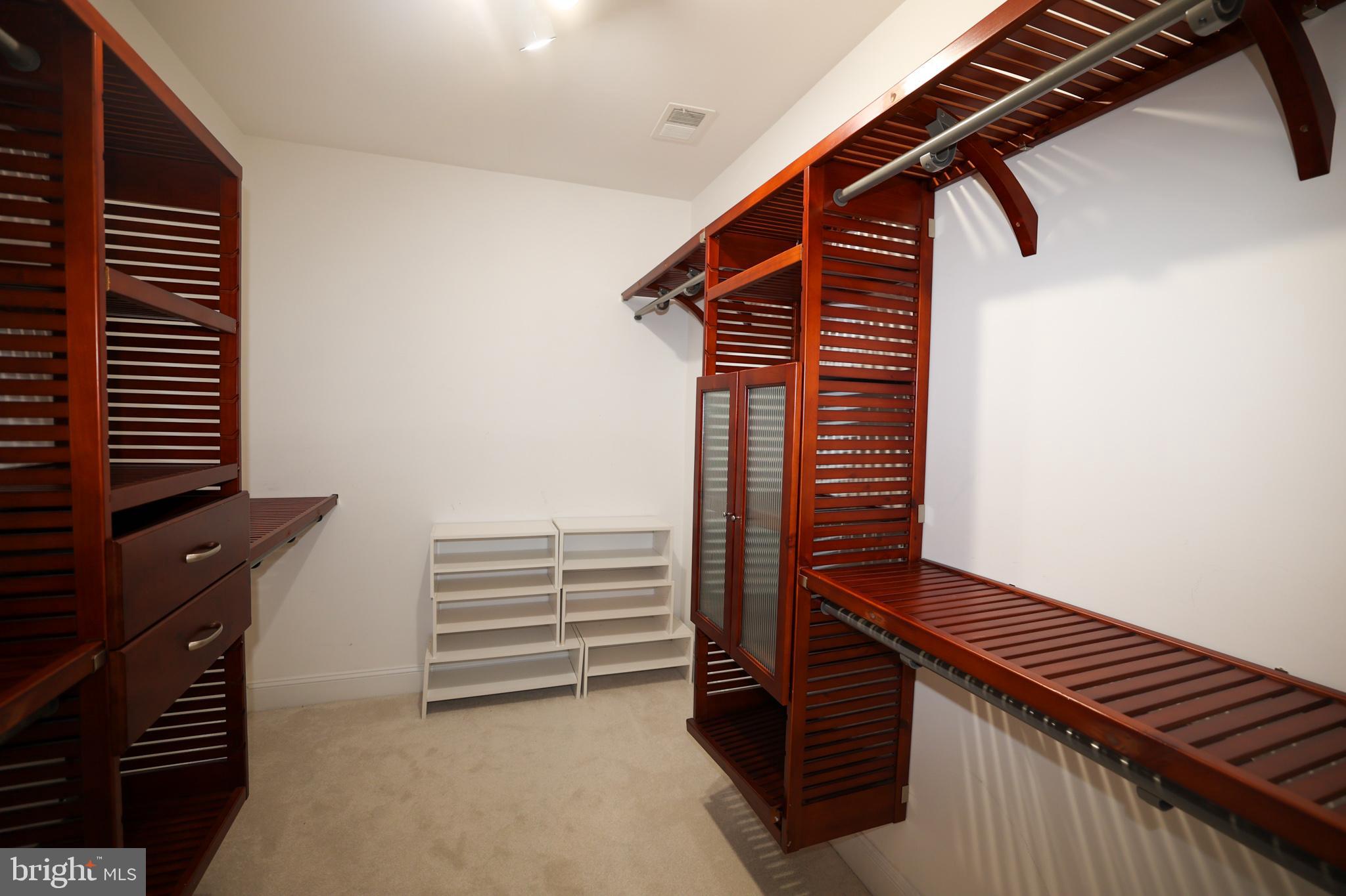 RIVER CREEK - Residential Lease