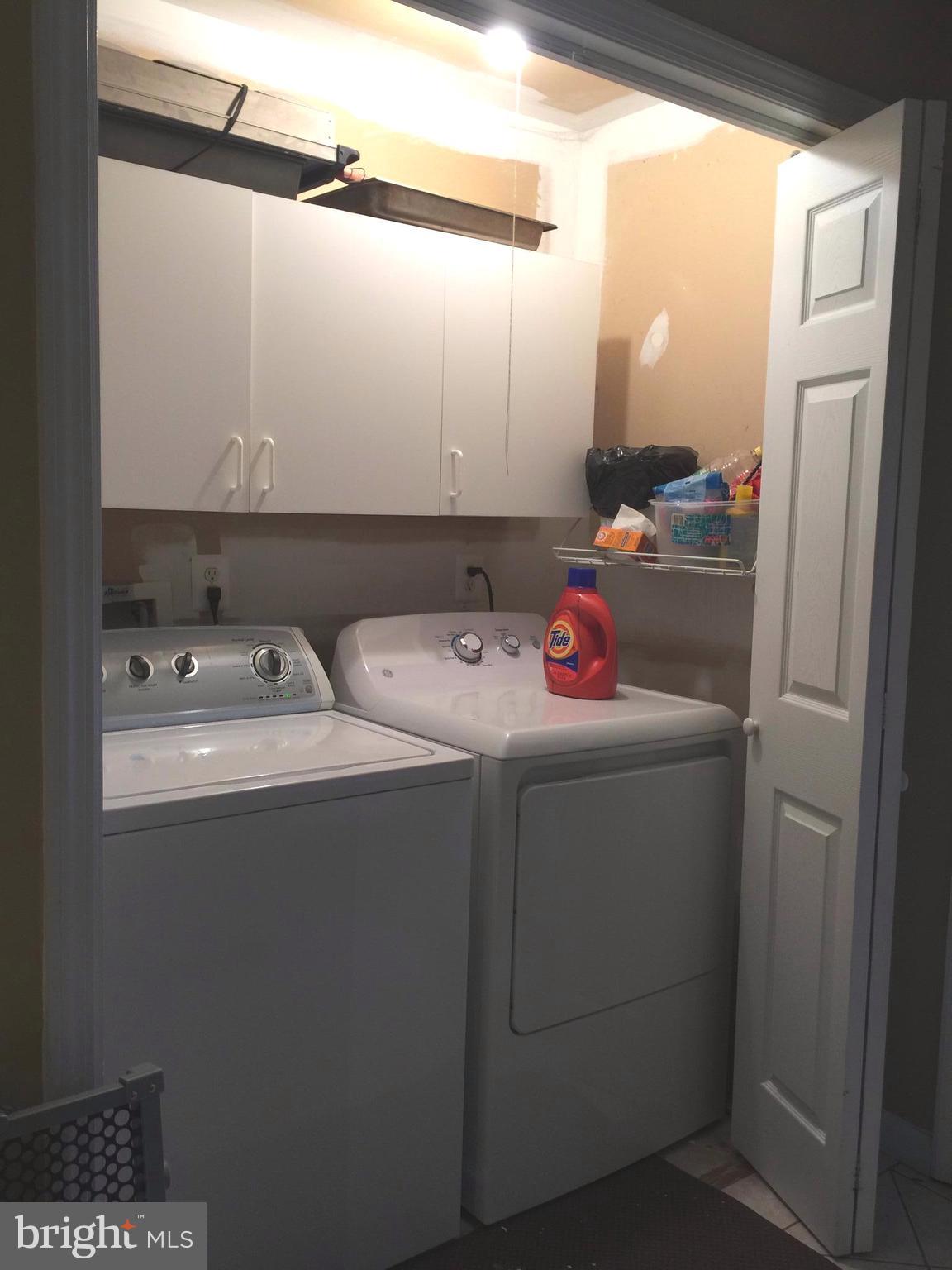 SPRING LANE TOWNHOUSES - Residential Lease