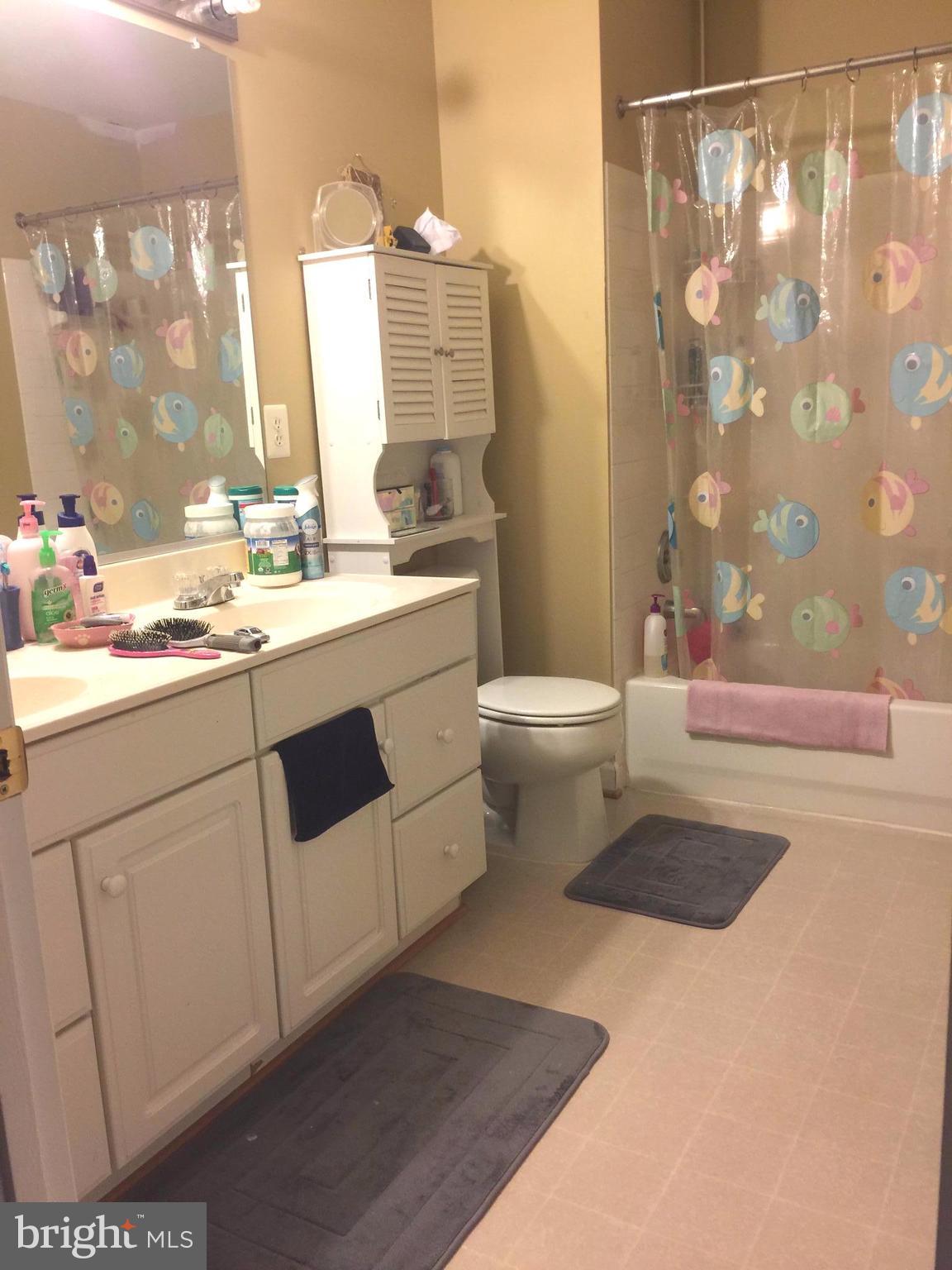 SPRING LANE TOWNHOUSES - Residential Lease