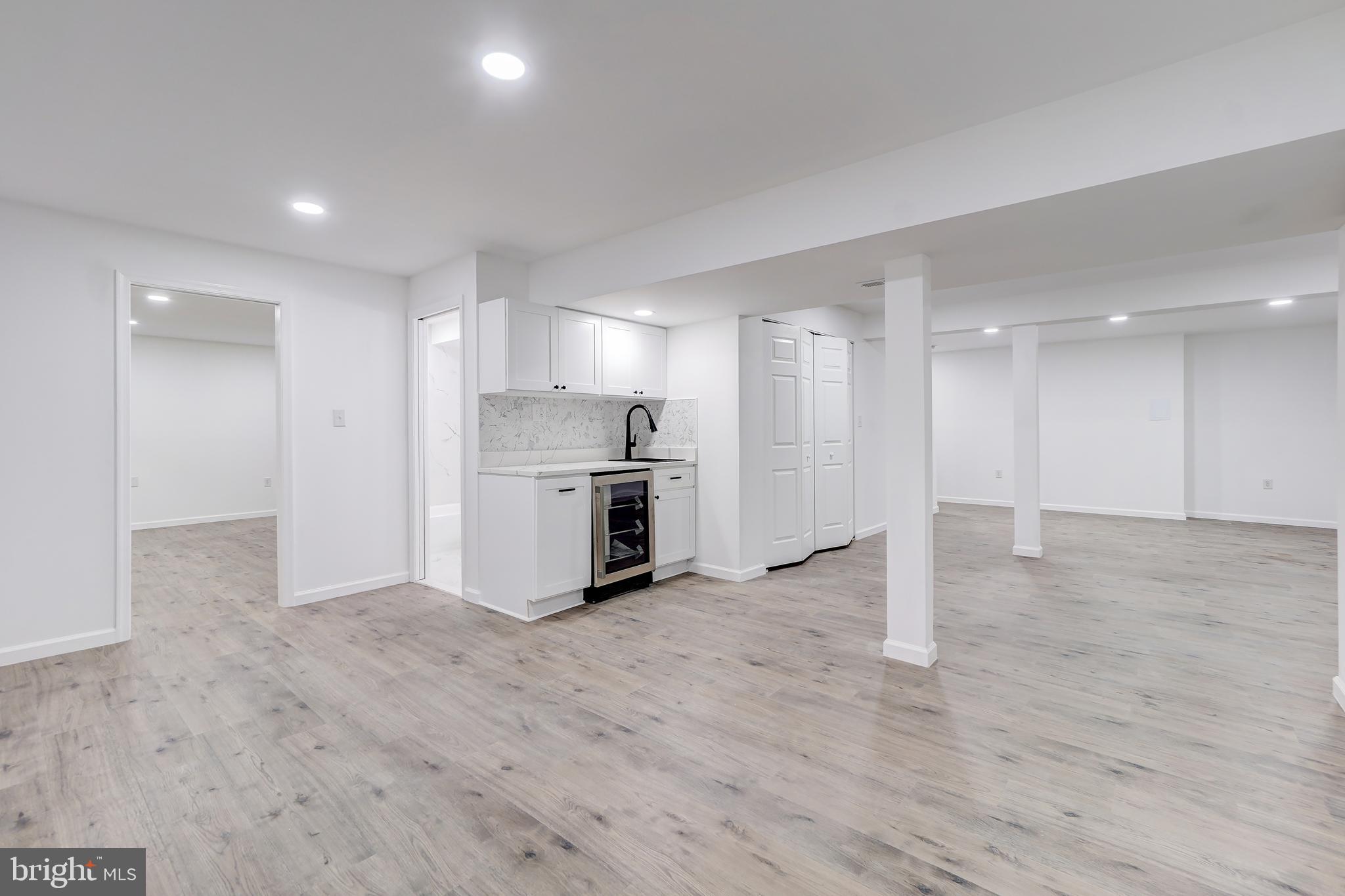 VILLAGES OF WINTERSET - Residential