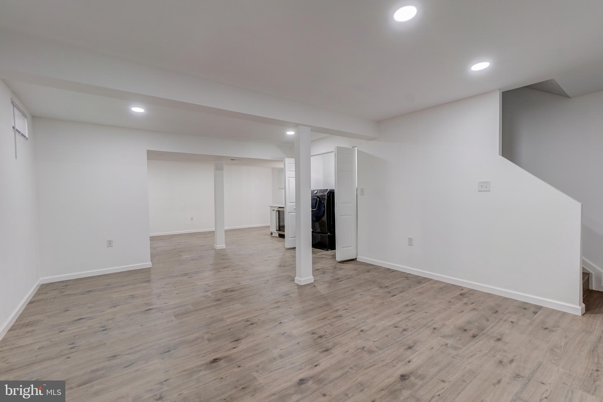 VILLAGES OF WINTERSET - Residential