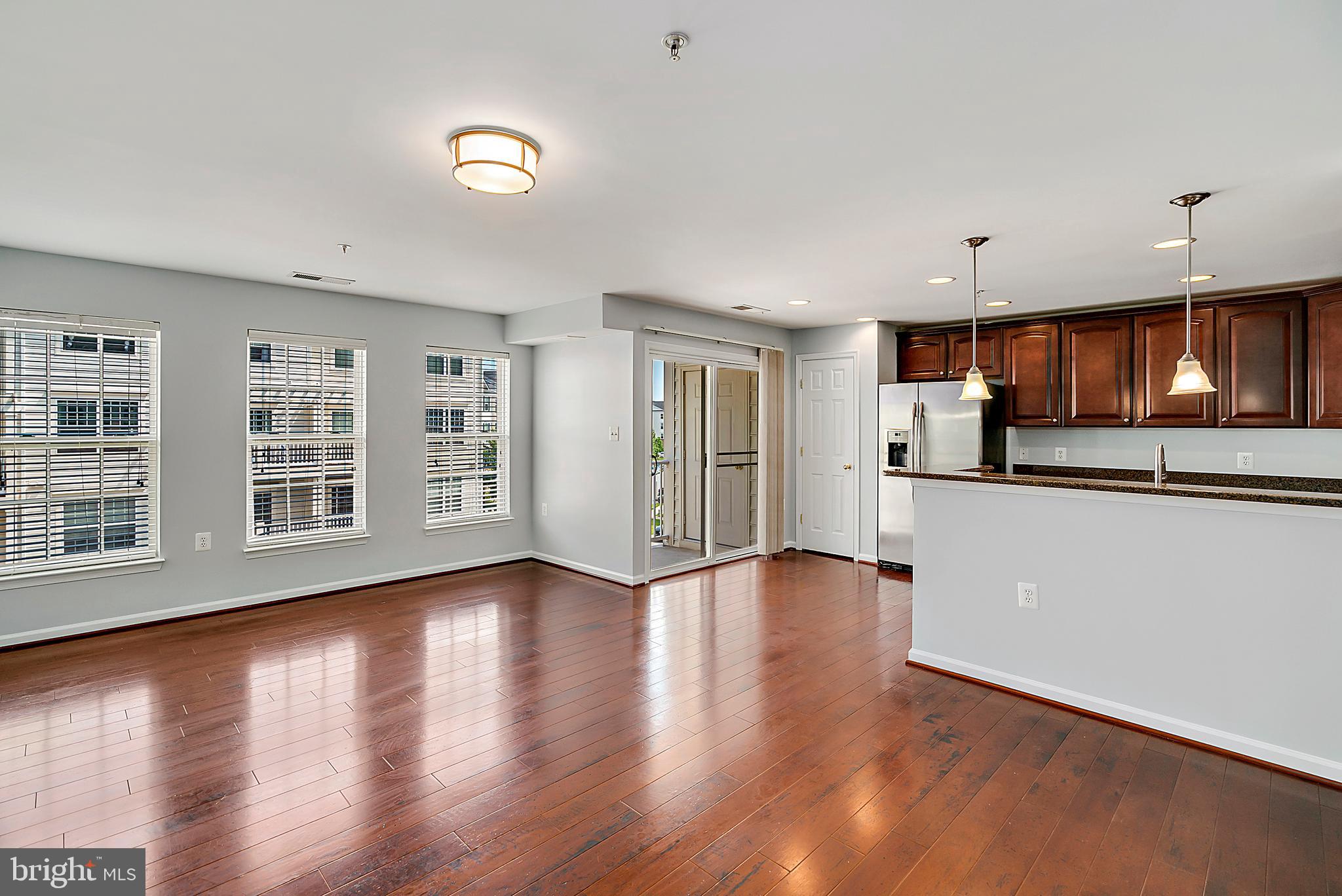 MARKET CENTER CONDOMINIUM - Residential