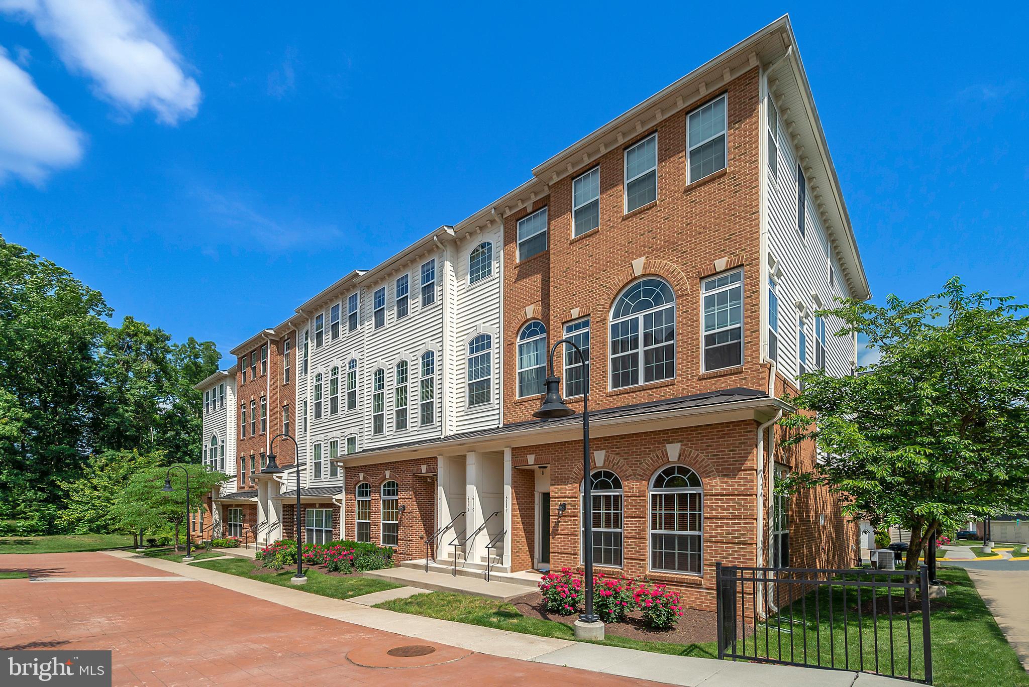 MARKET CENTER CONDOMINIUM - Residential