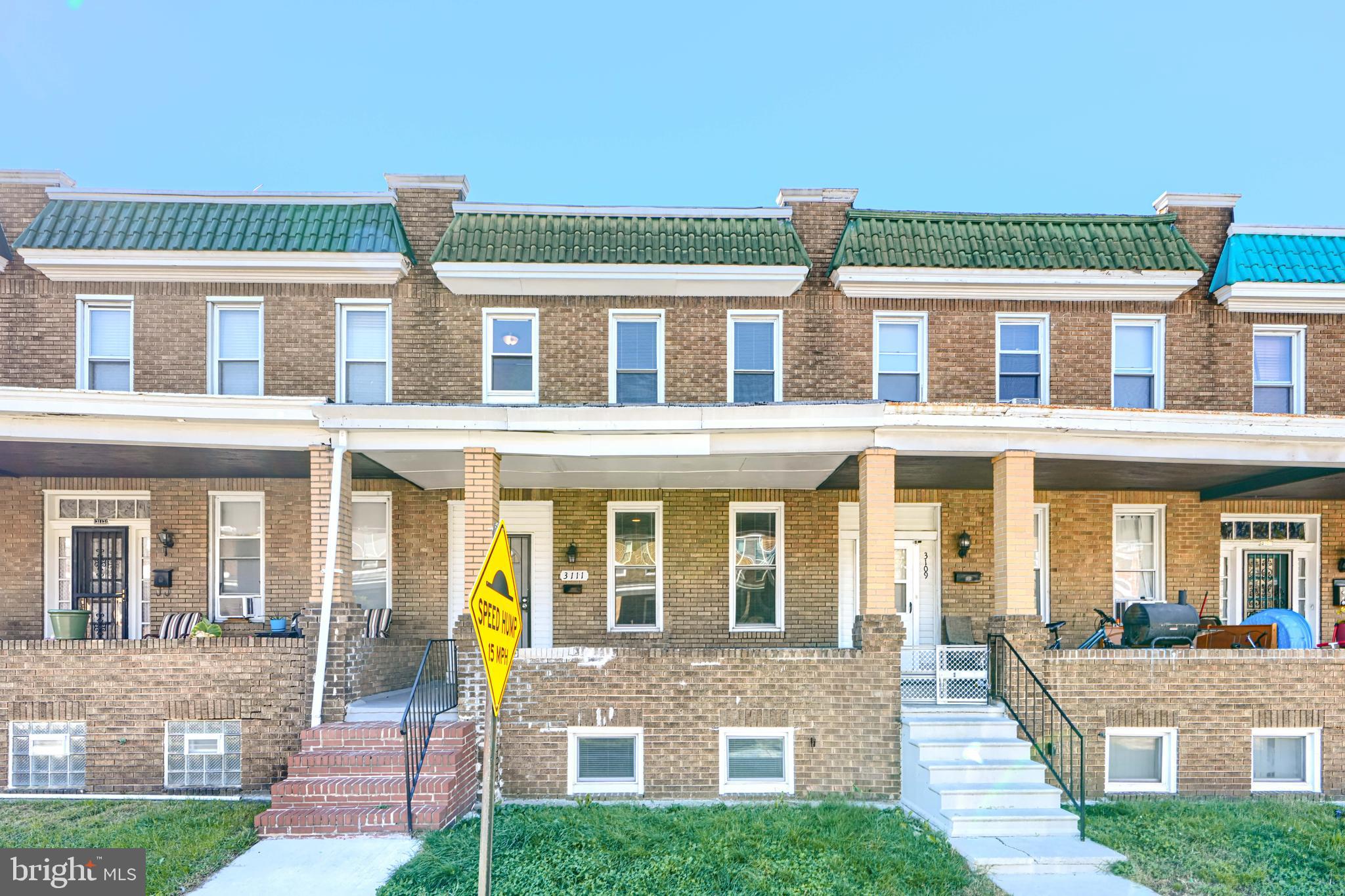 3111 LAWNVIEW AVENUE