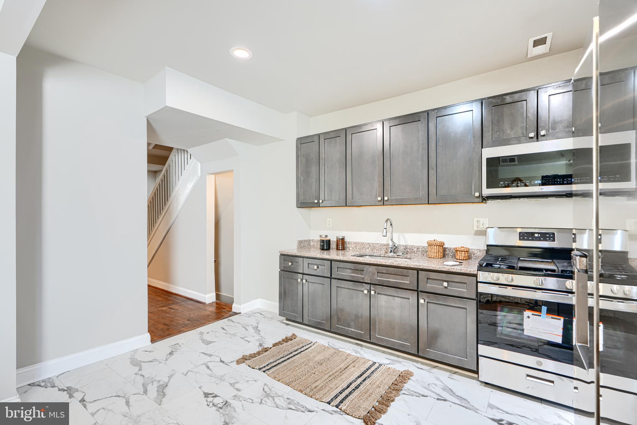 BELAIR-EDISON - Residential