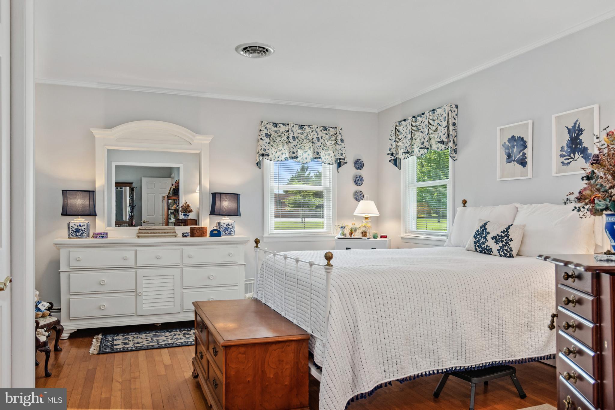 COLLEGE HEIGHTS - Residential