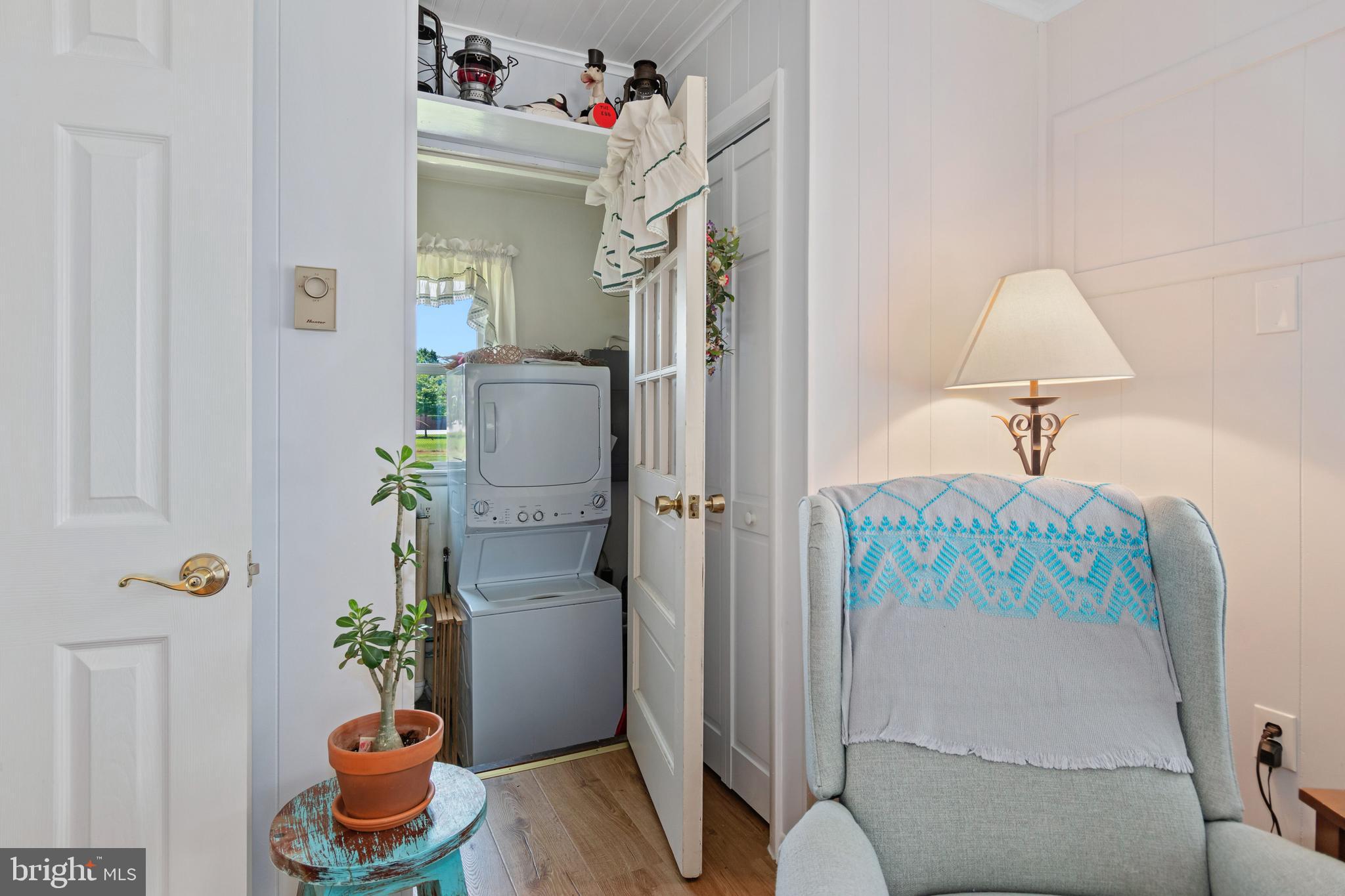 COLLEGE HEIGHTS - Residential