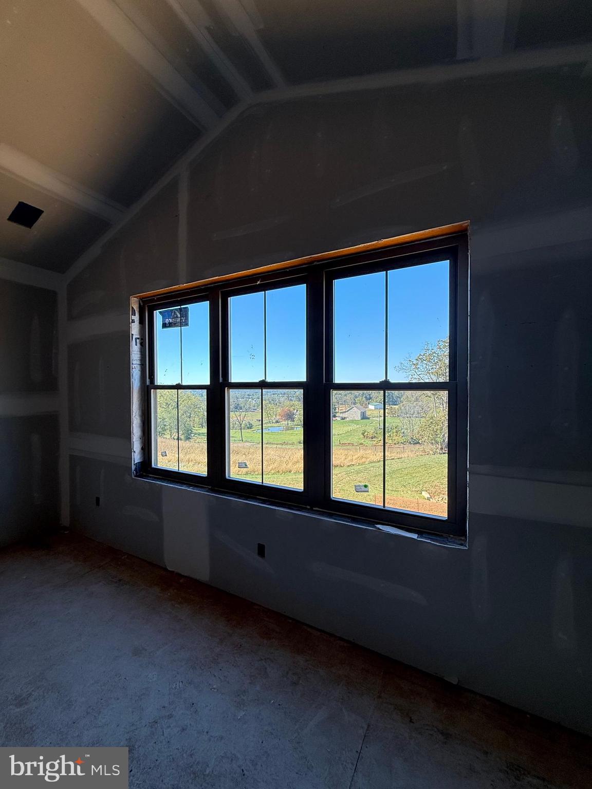 105 LEXINGTON MANOR LOT 29