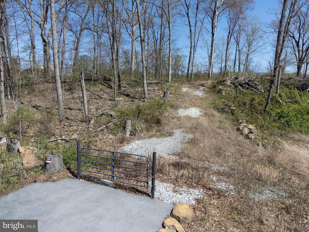 Photo of 240 Cragmoor Road, YORK HAVEN, PA 17370 (MLS # PAYK2080542)