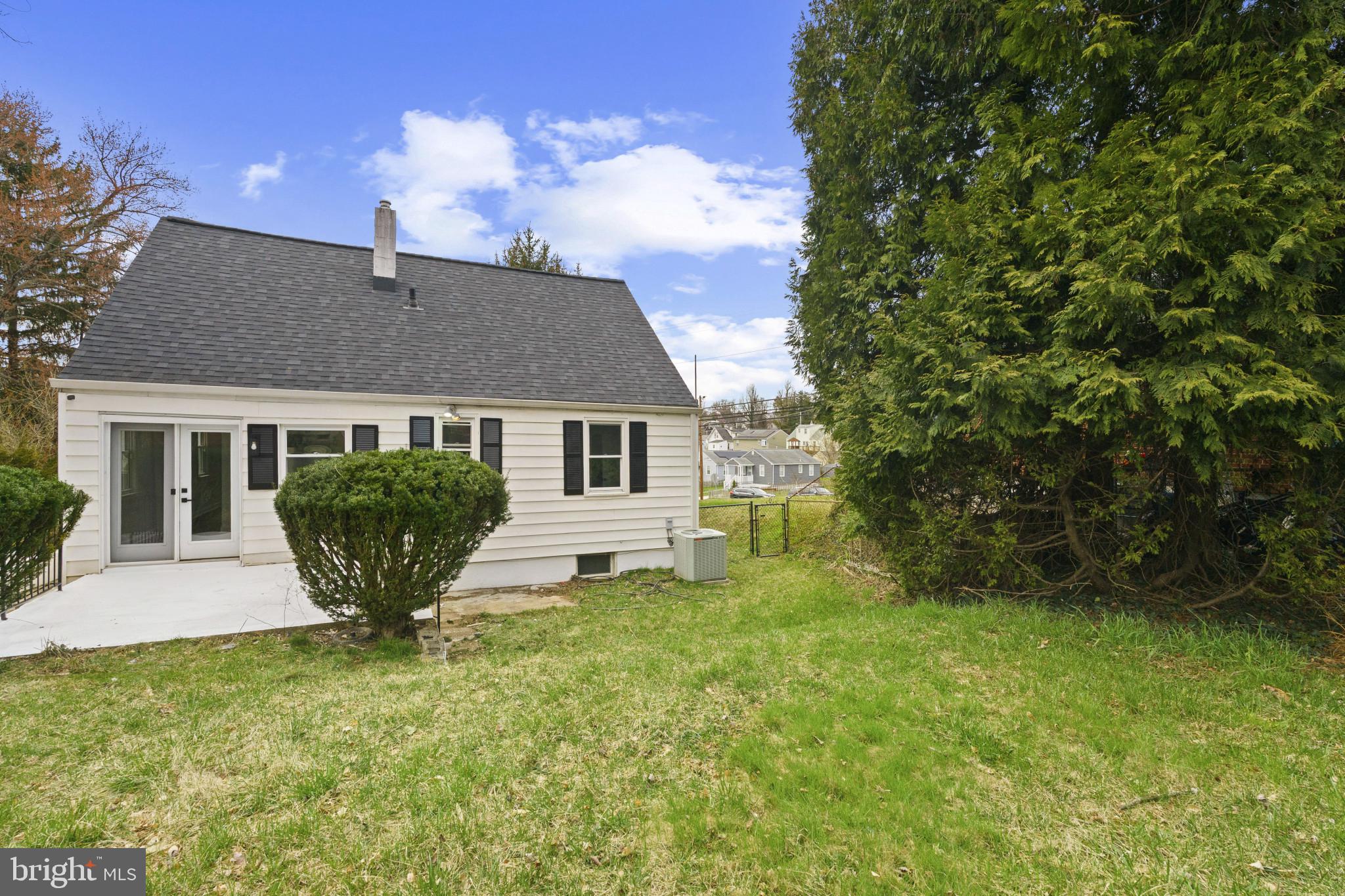 WINDSOR TERRACE - Residential