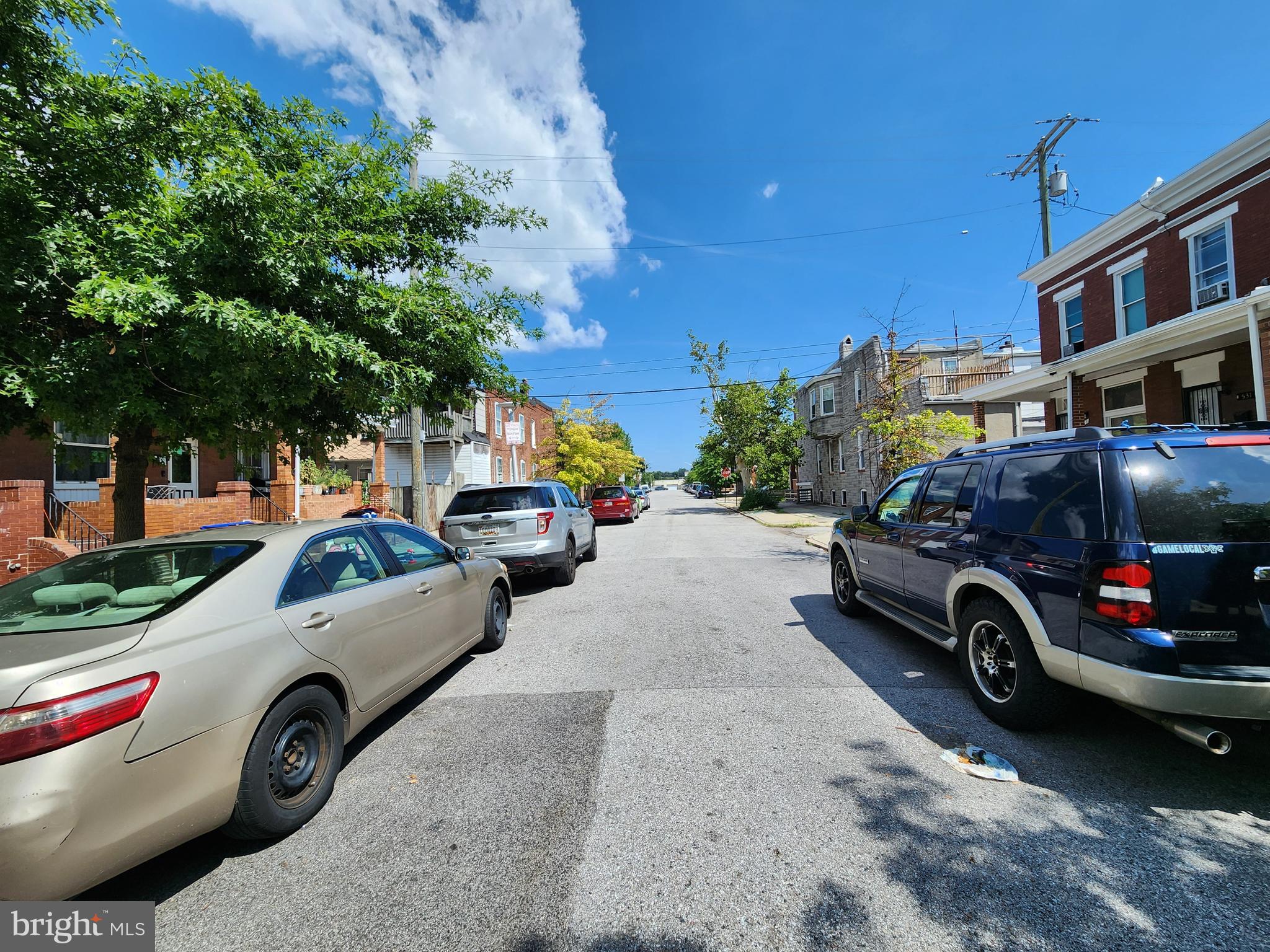 ELLWOOD PARK - Residential