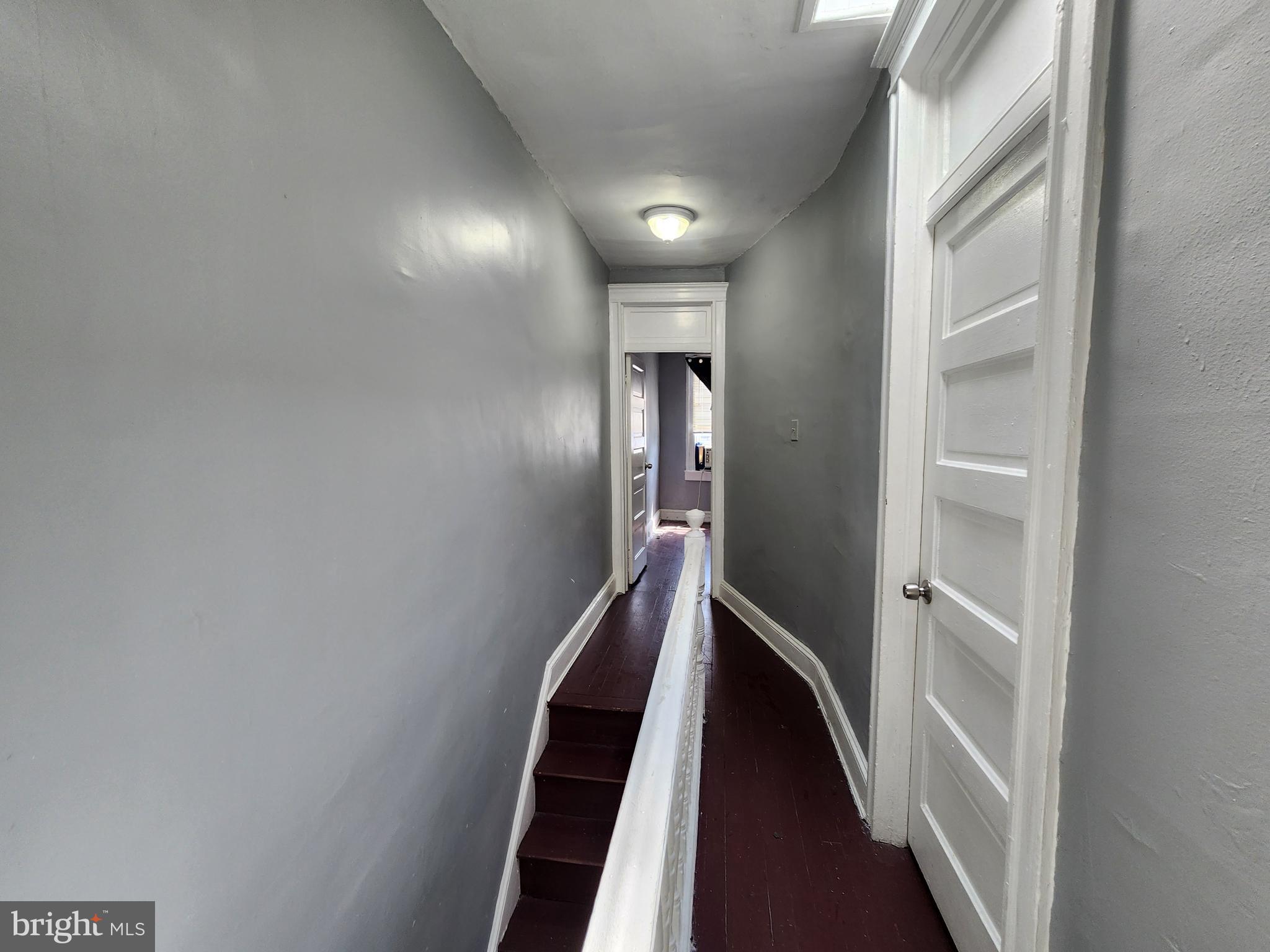 ELLWOOD PARK - Residential