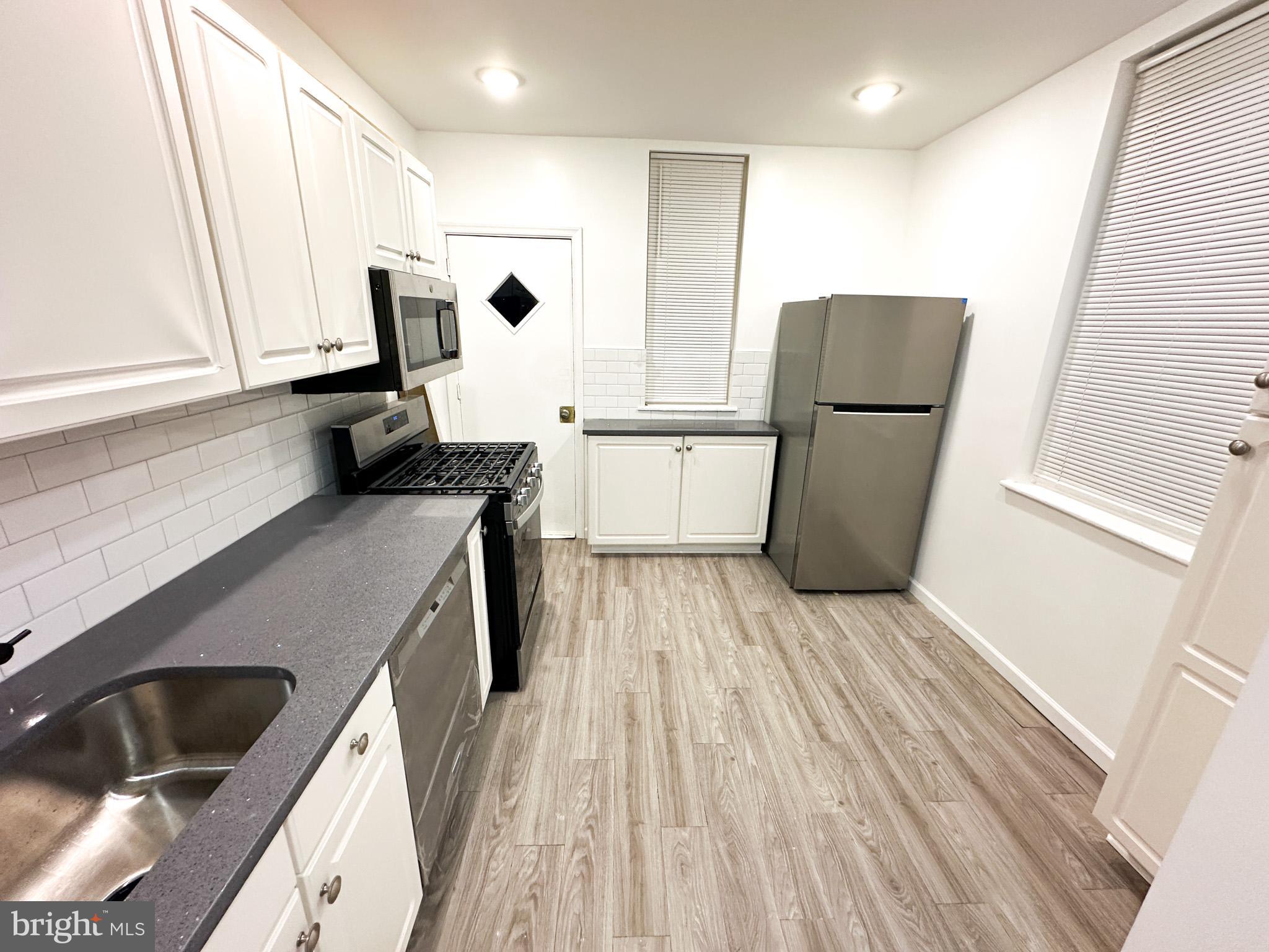 STRAWBERRY MANSION - Residential Lease