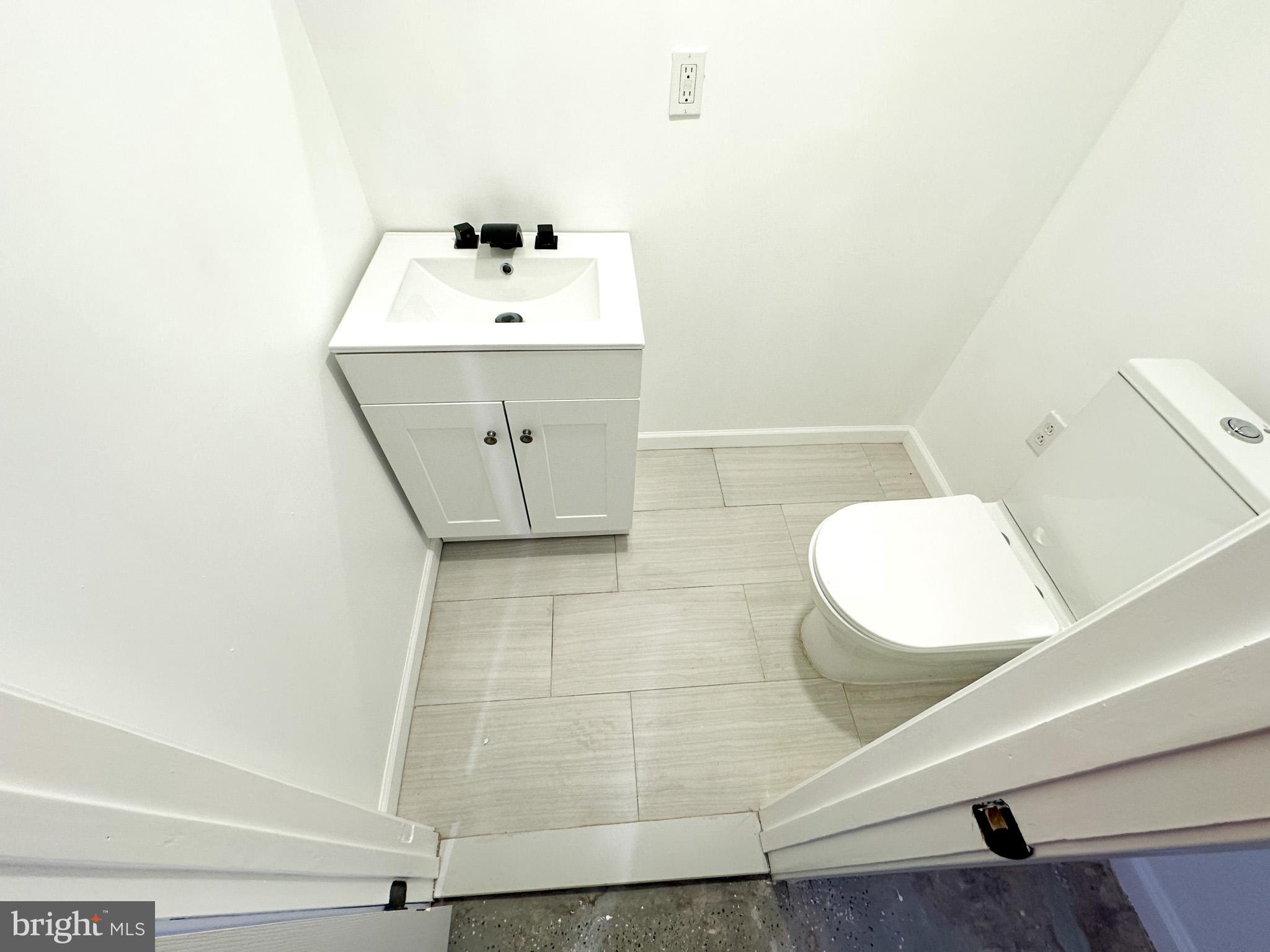 STRAWBERRY MANSION - Residential Lease