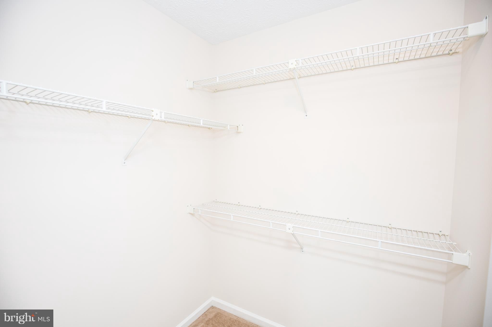 CHESTNUT GABLE - Residential